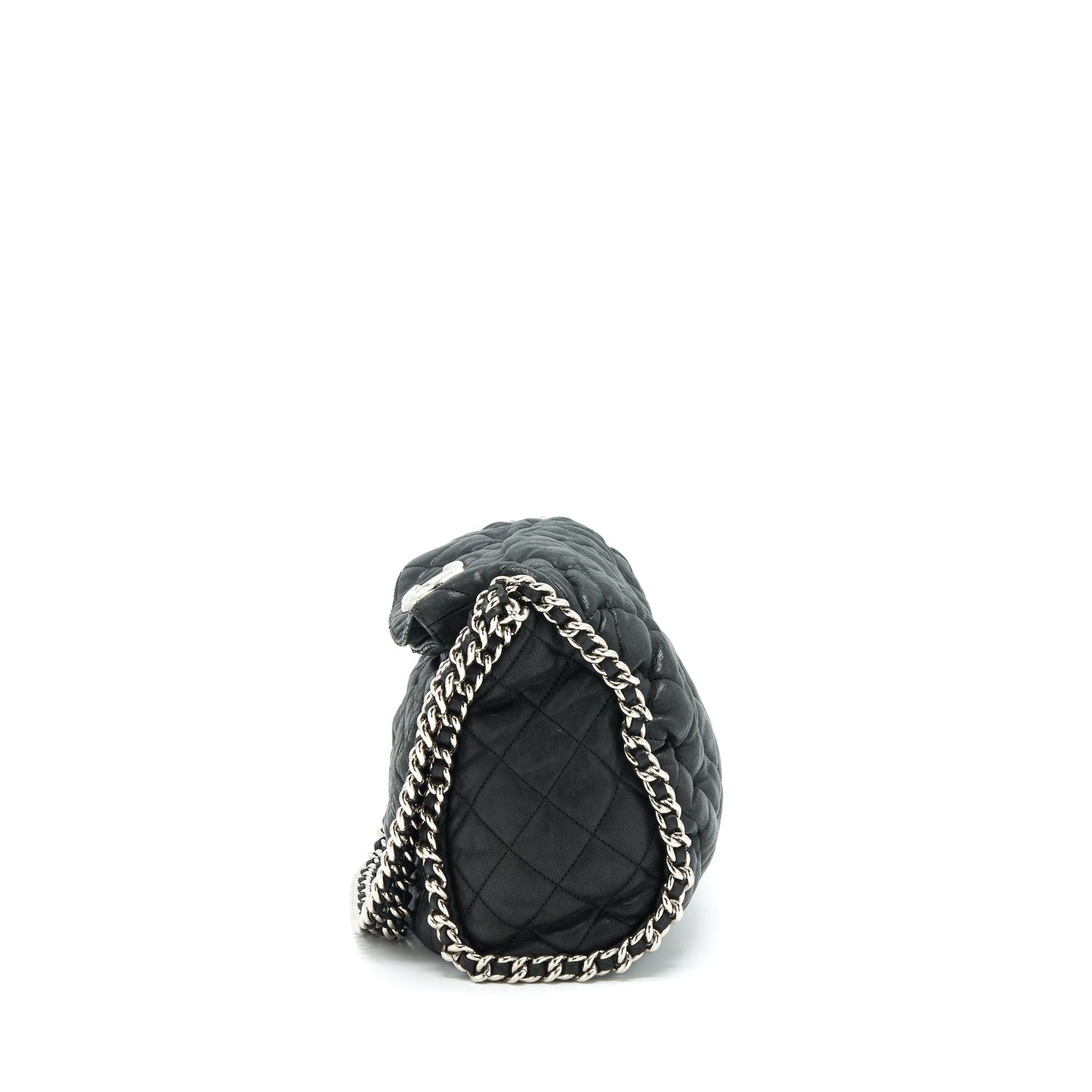 Chanel quilted leather with Chain Shoulder Bag Black