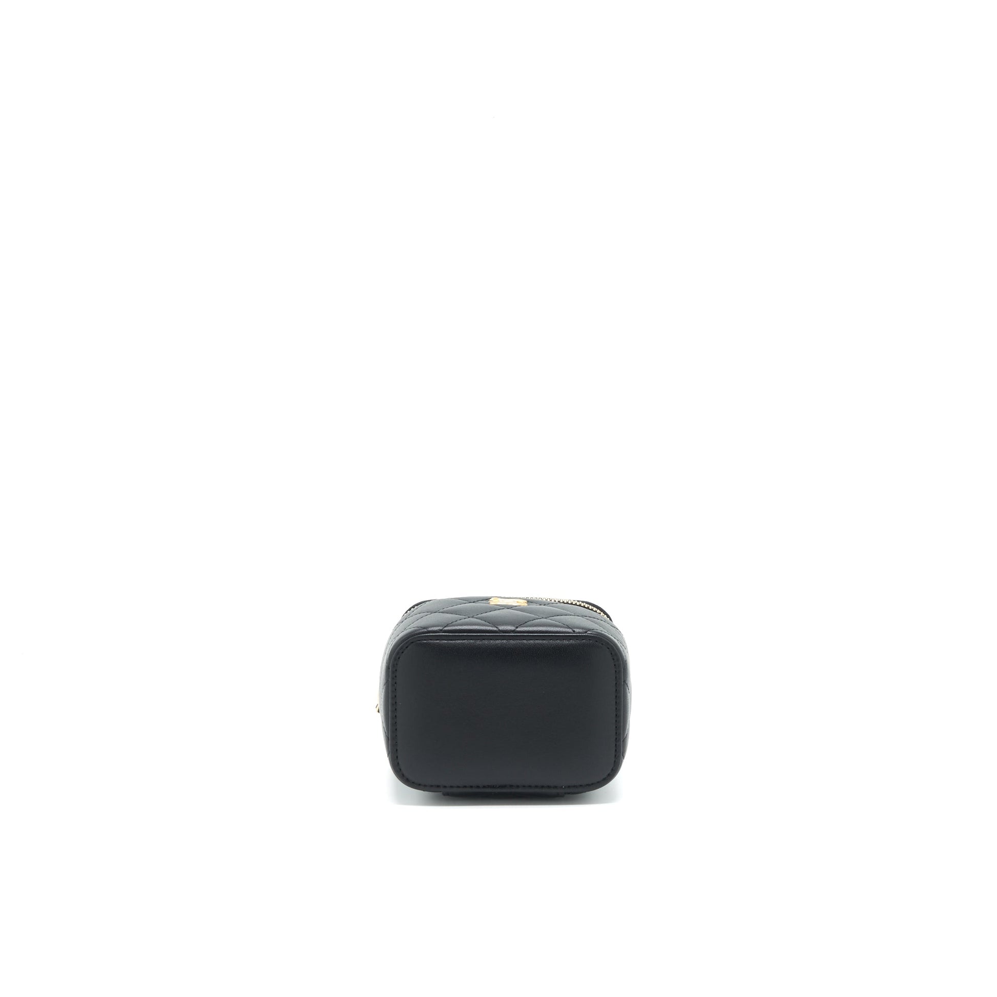 Chanel 22C Pearl Crush Mini vanity with chain Lambskin black