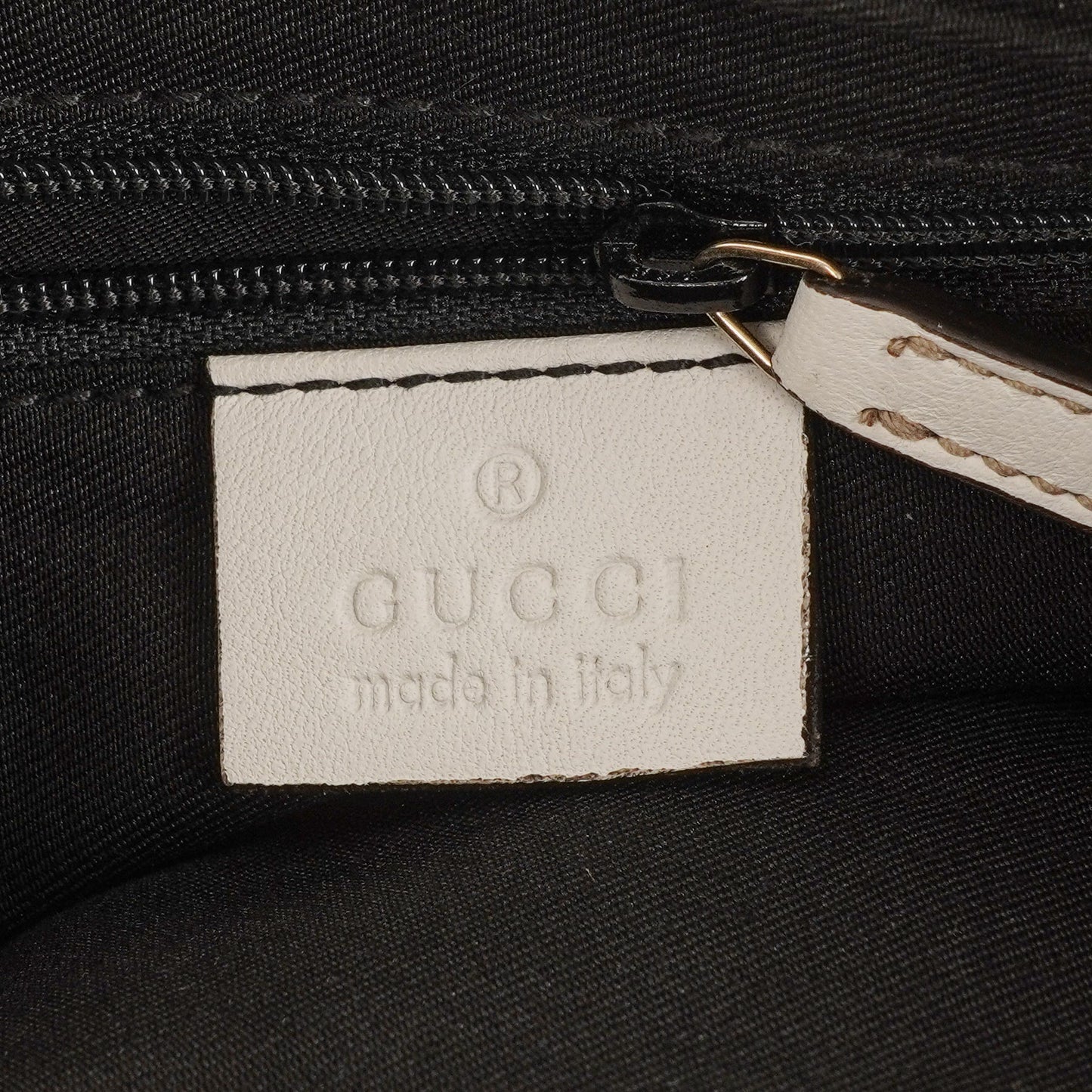 Gucci GG White Leather Abbey D-Ring Bag