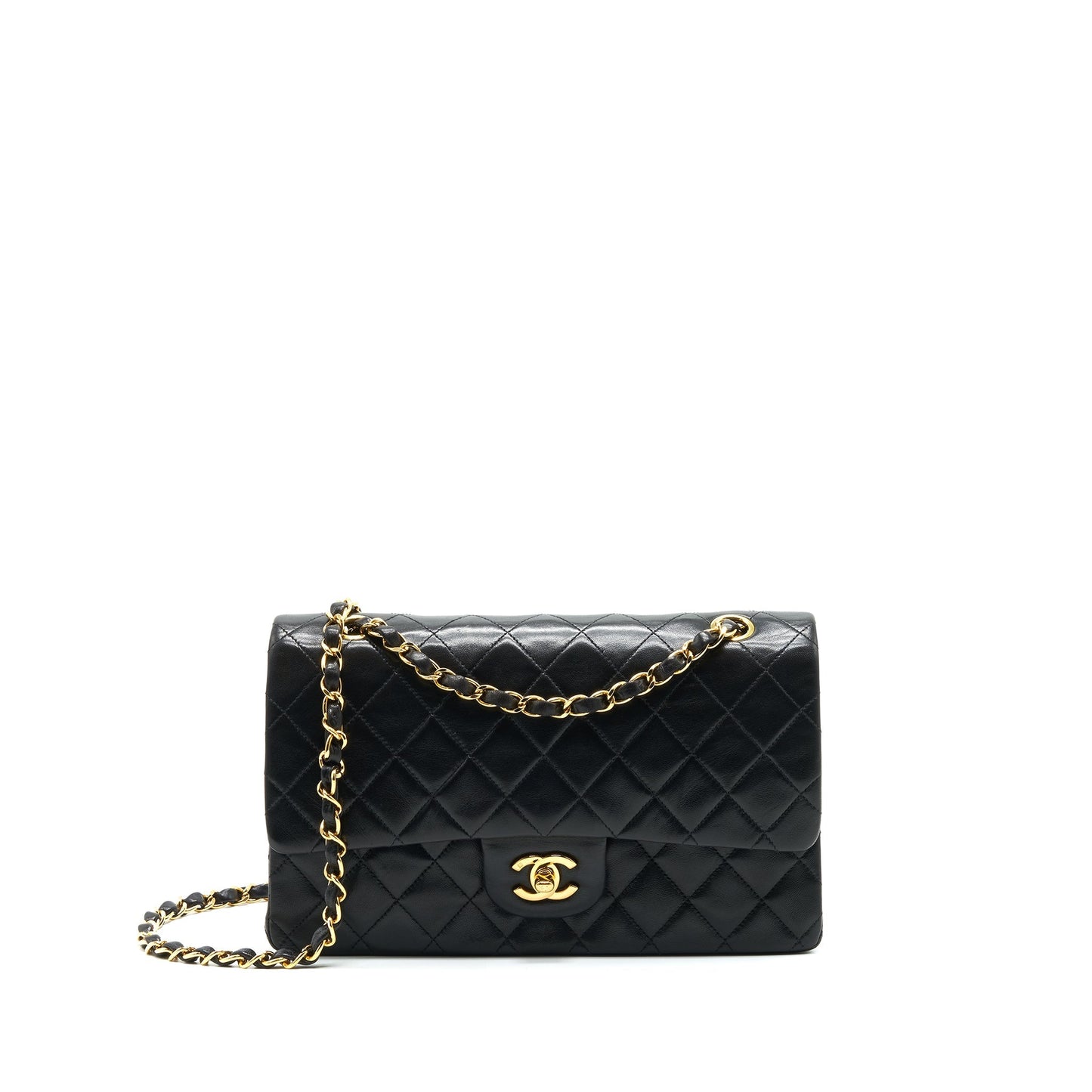 Chanel Classic Flap Medium in Black