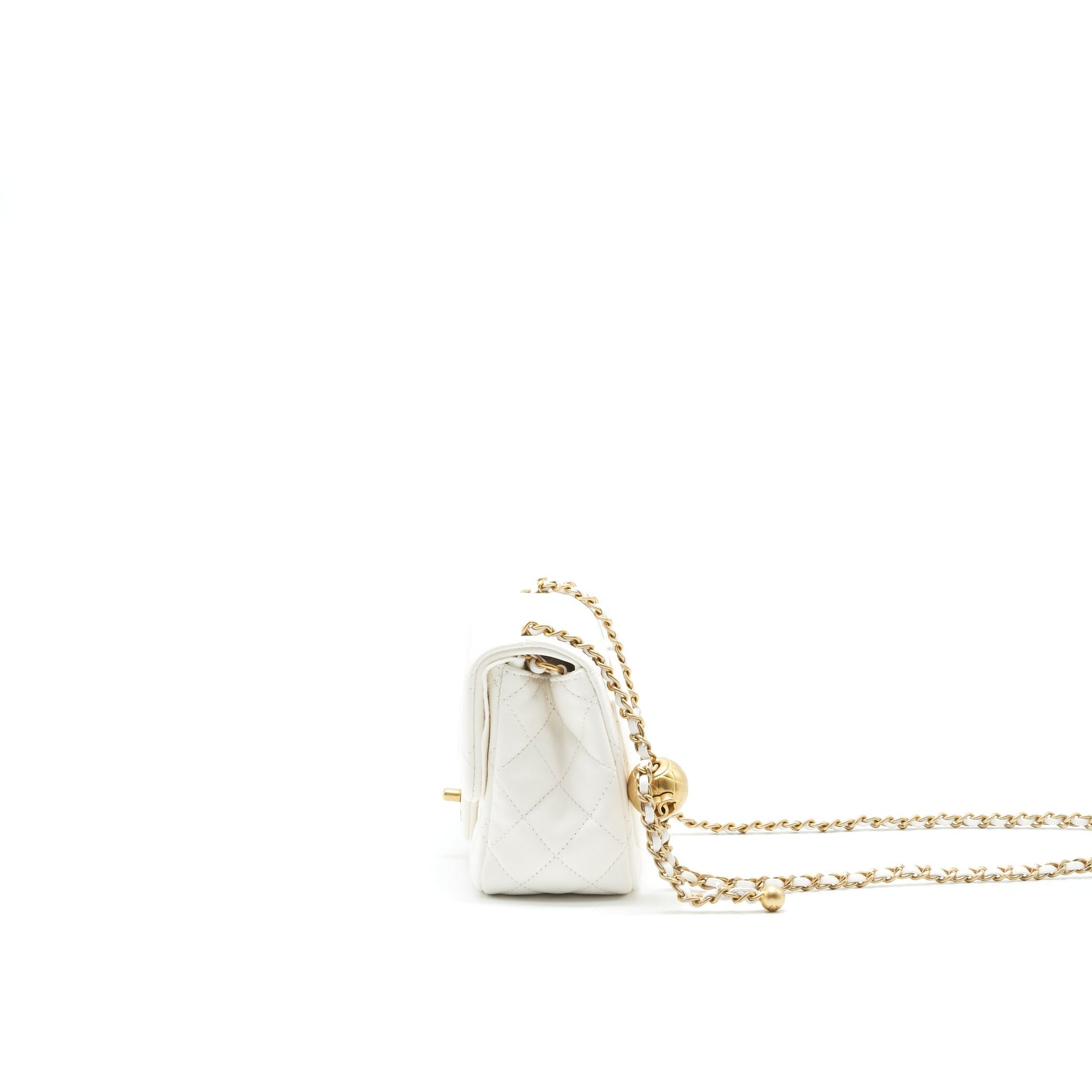 Chanel 21B Pearl Crush Square mini flap Bag White