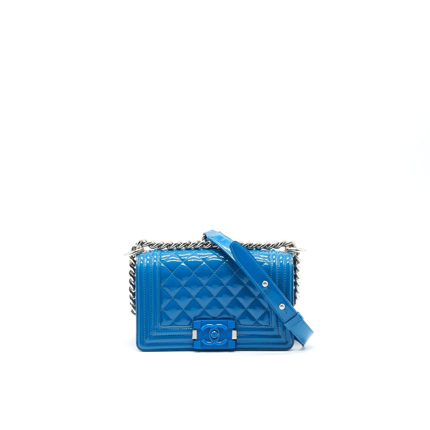 CHANEL SMALL LE BOY BAG IN PATENT LEATHER BLUE