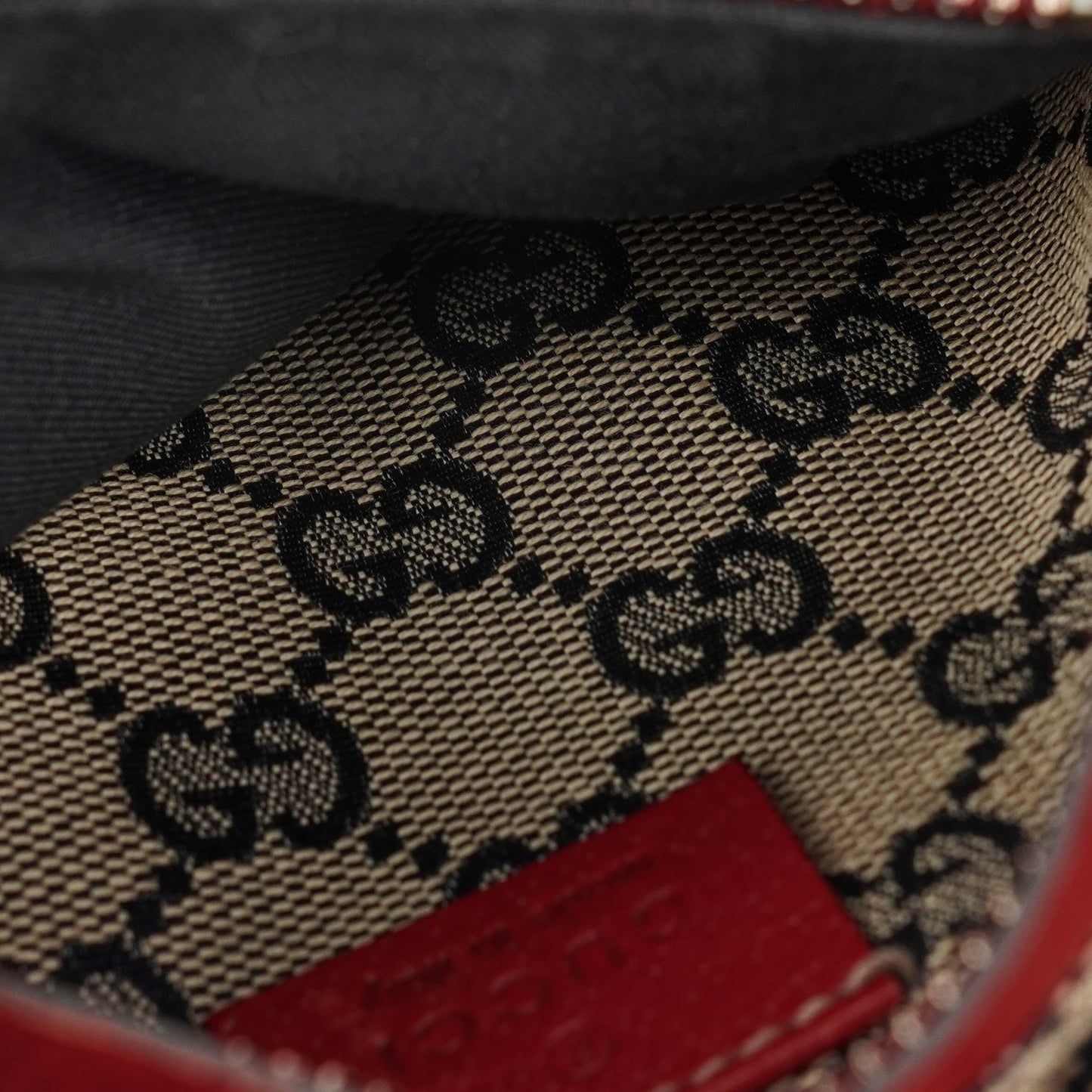 Gucci GG Multicolour Beige/Navy Monogram Canvas Belt Bag