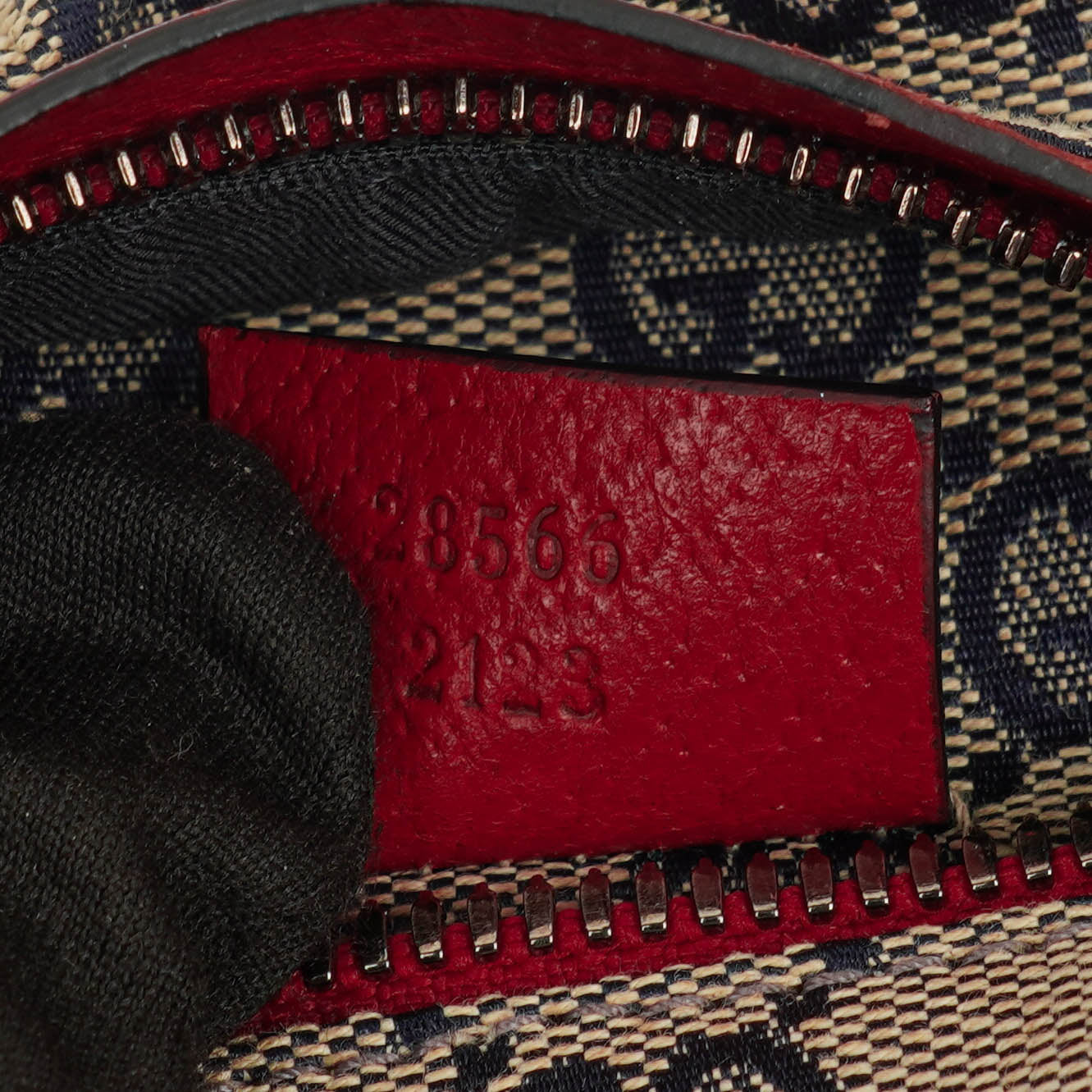 Gucci GG Multicolour Beige/Navy Monogram Canvas Belt Bag