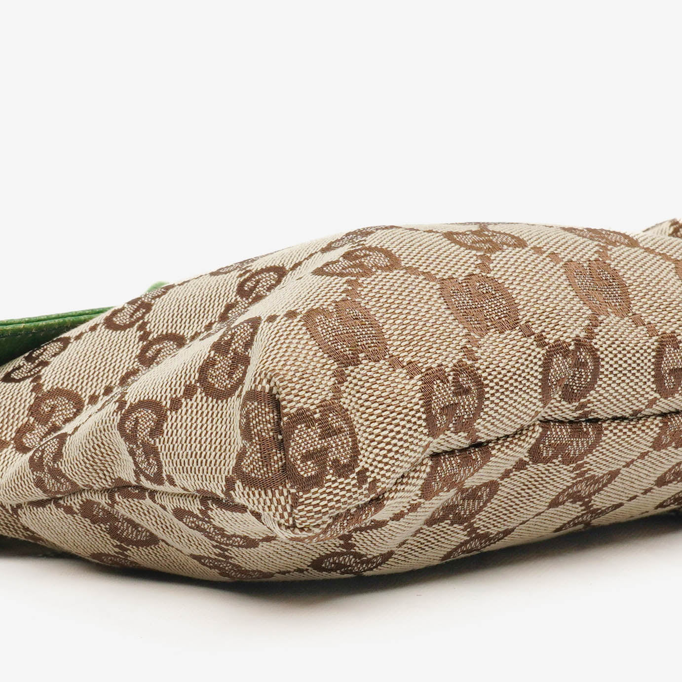 Gucci GG Multicolour Beige/Green Monogram Canvas Belt Bag