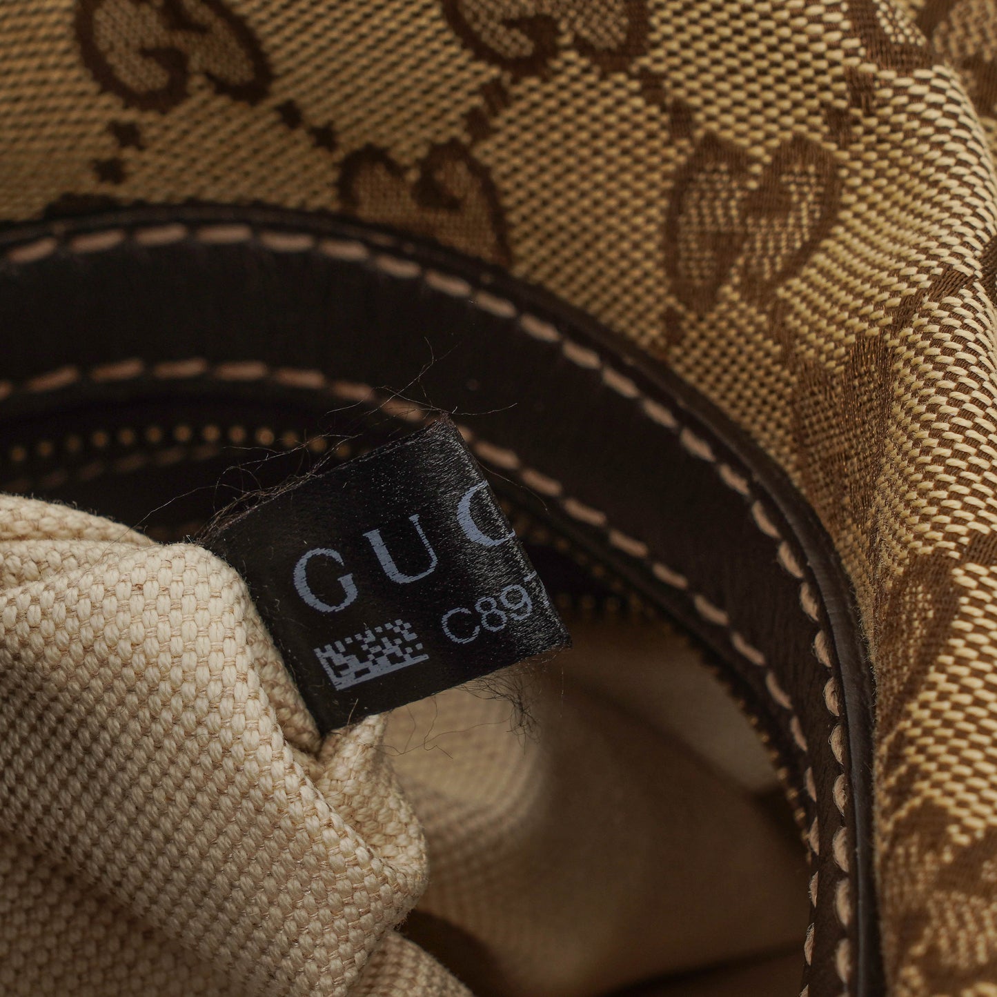 Gucci Lovely Medium Beige/Ebony GG Canvas Hobo Bag