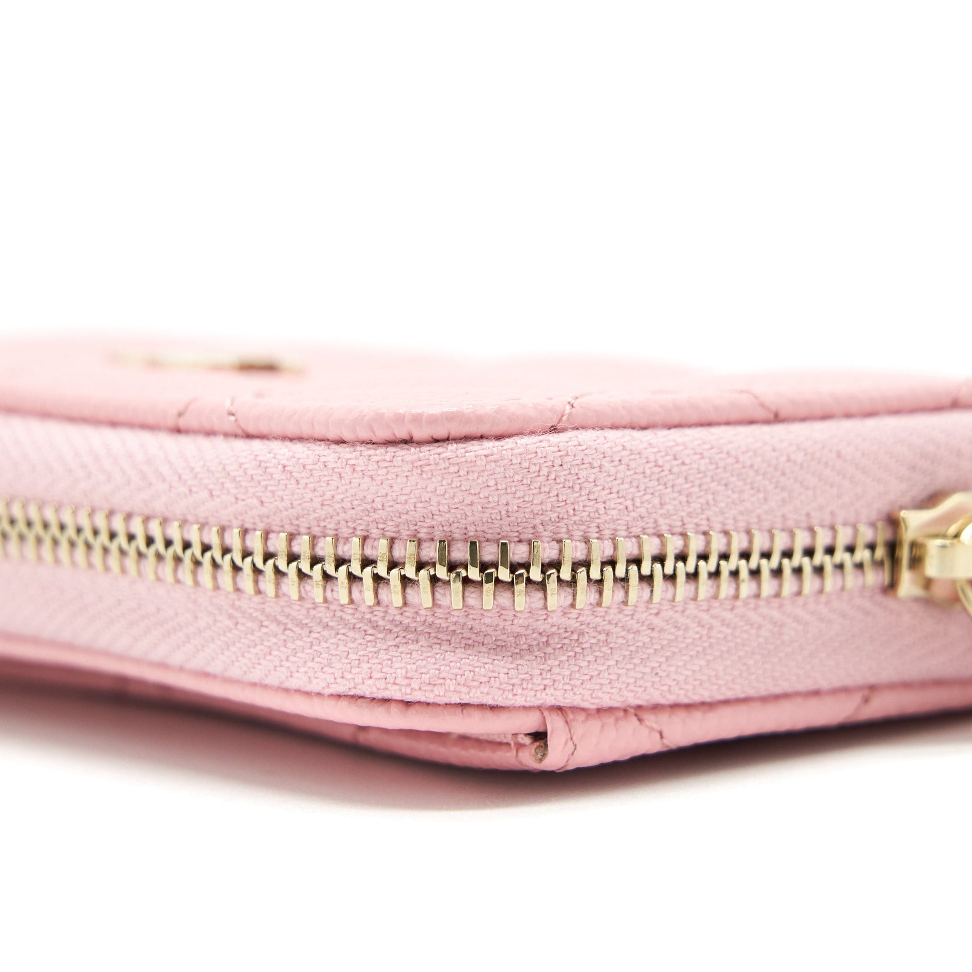 Chanel 22C Zip Cardholder Pink Caviar L