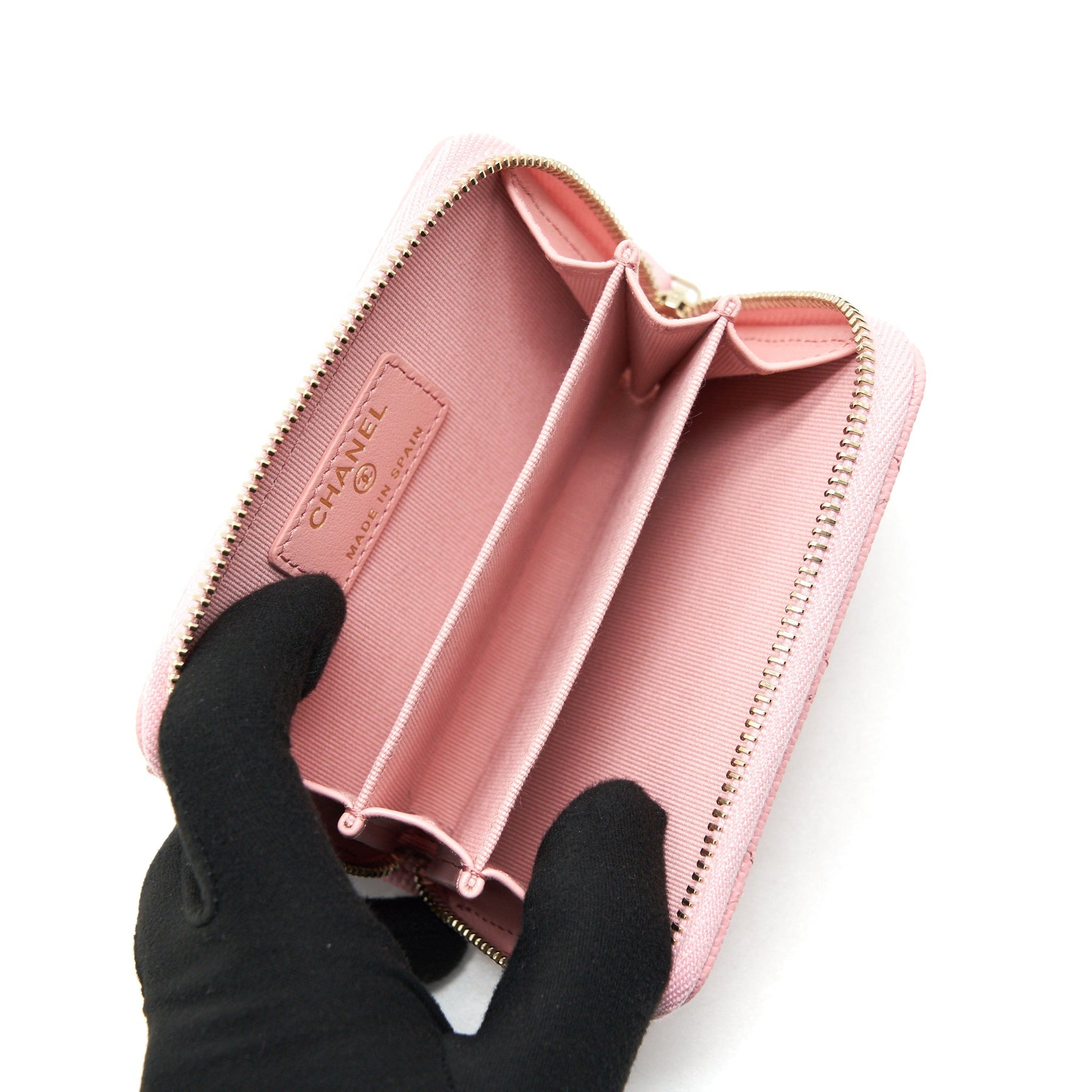 Chanel 22C Zip Cardholder Pink Caviar L