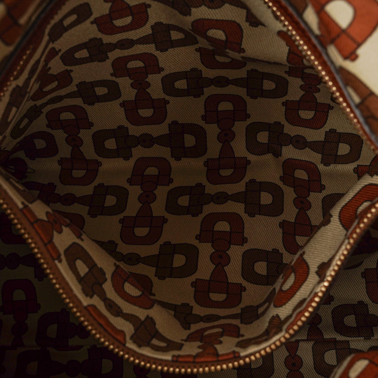 Gucci Brown Leather Signoria Hobo Shoulder Bag