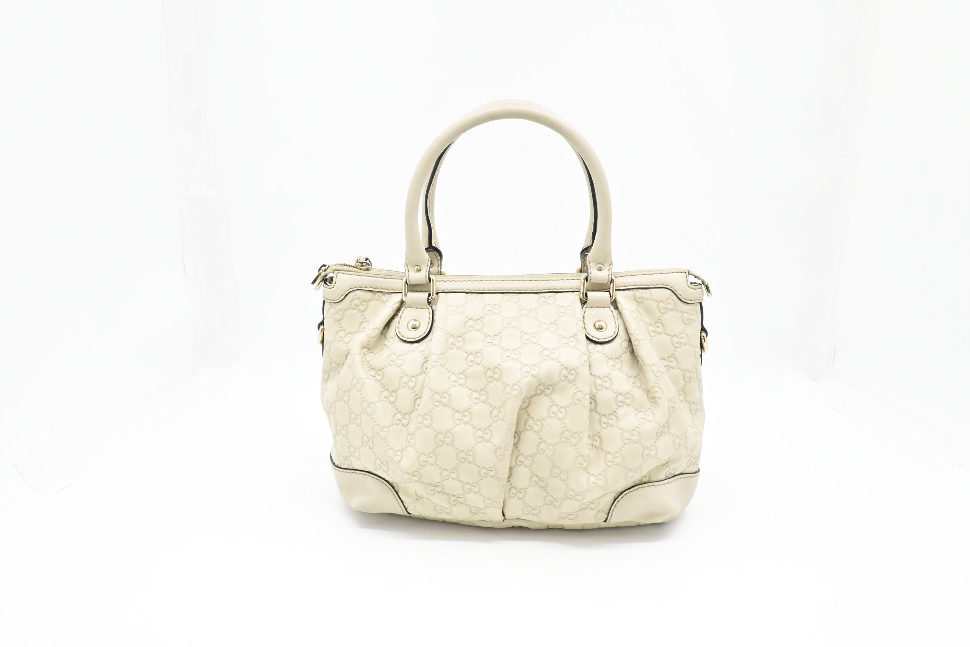 Gucci Sukey Handbag in Cream Guccissima Leather