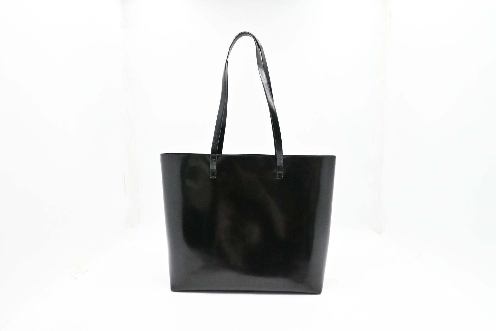 Gucci Tote Bag in Black Patent Leather