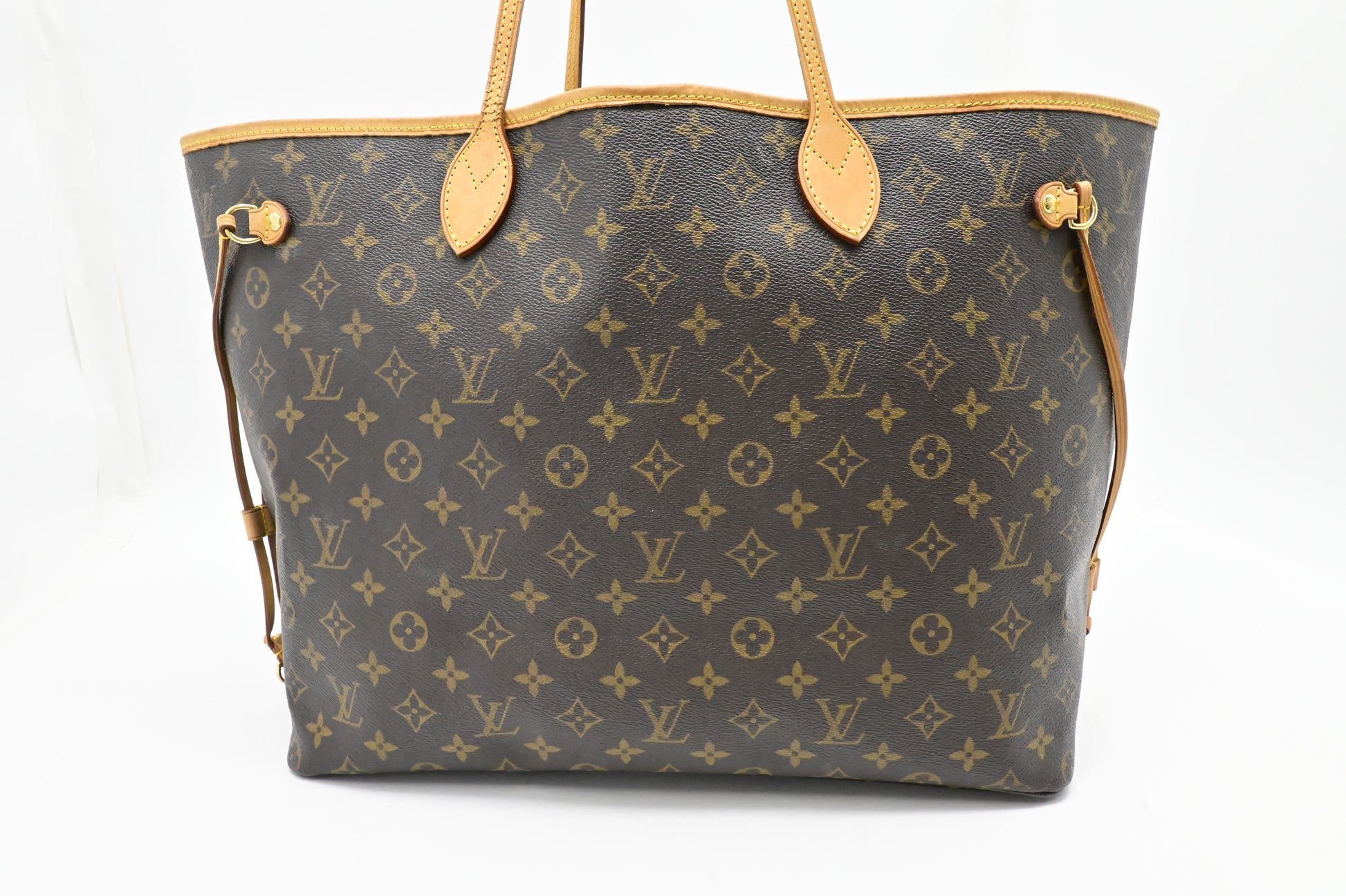 Louis Vuitton Neverfull GM in Monogram Canvas