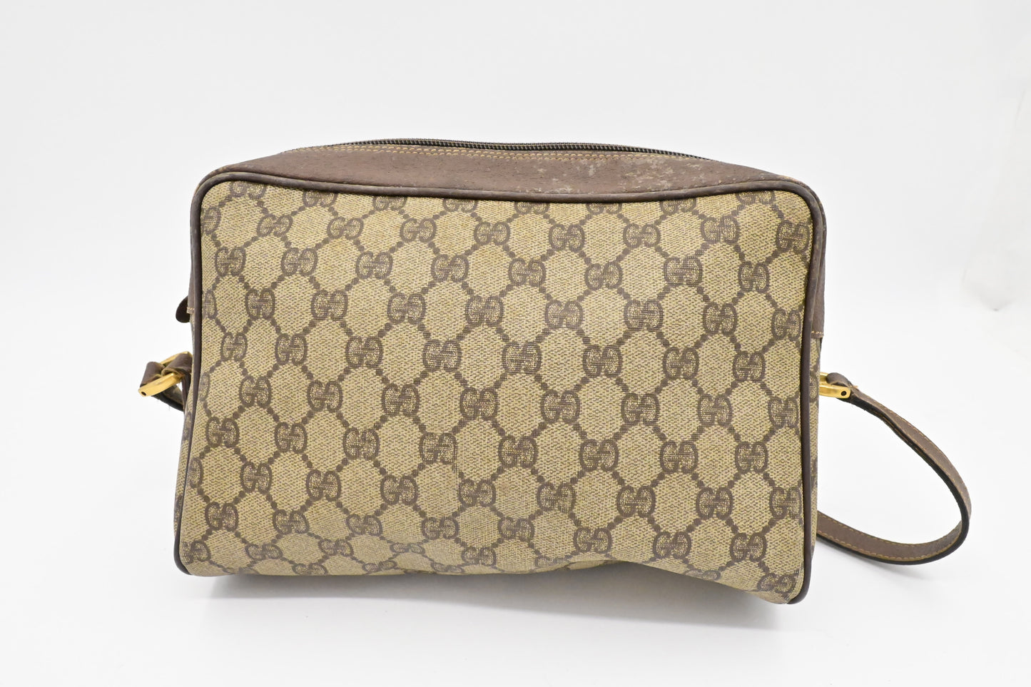 Gucci Shoulder Bag in GG Supreme Canvas