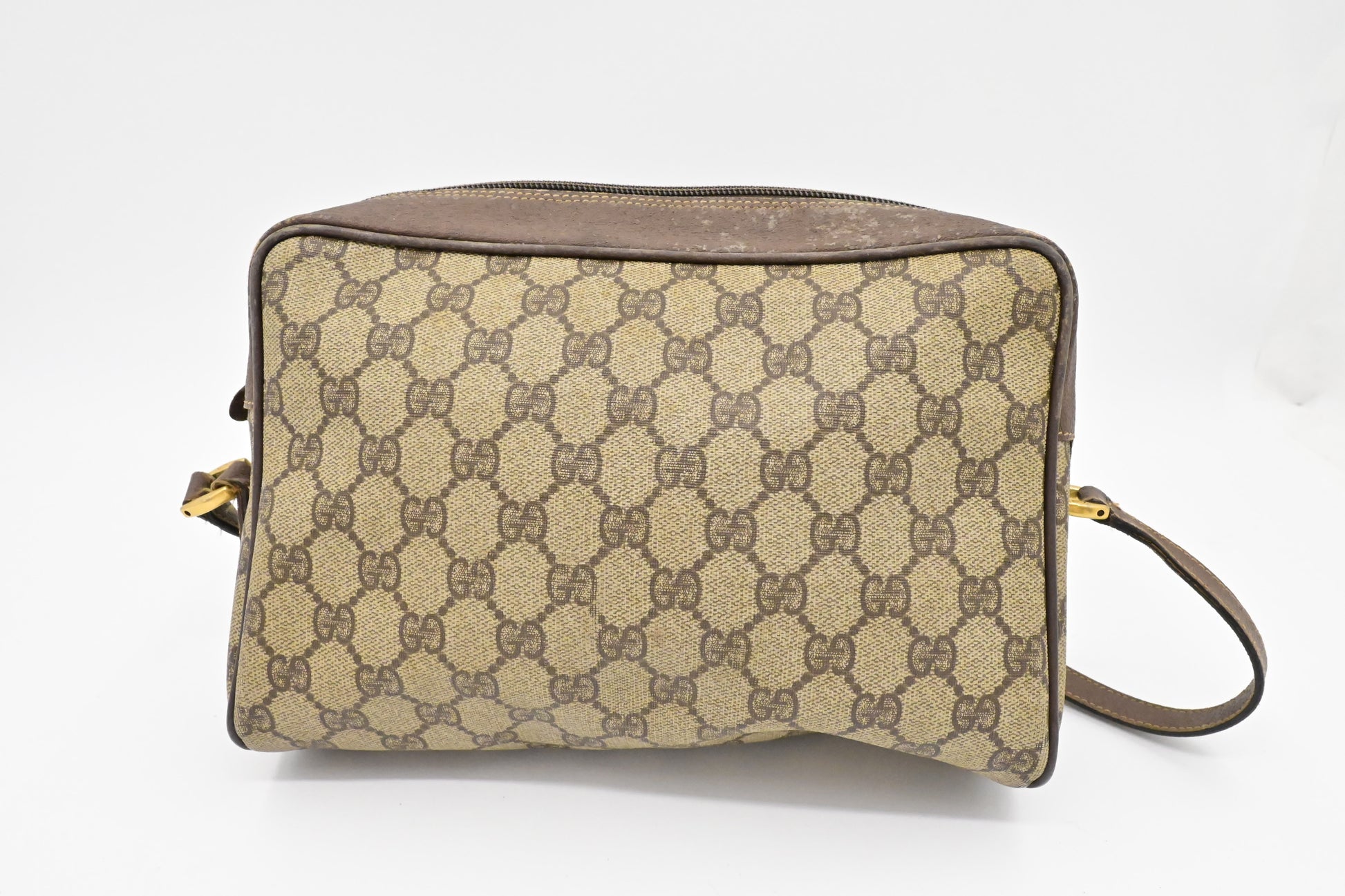 Gucci Shoulder Bag in GG Supreme Canvas