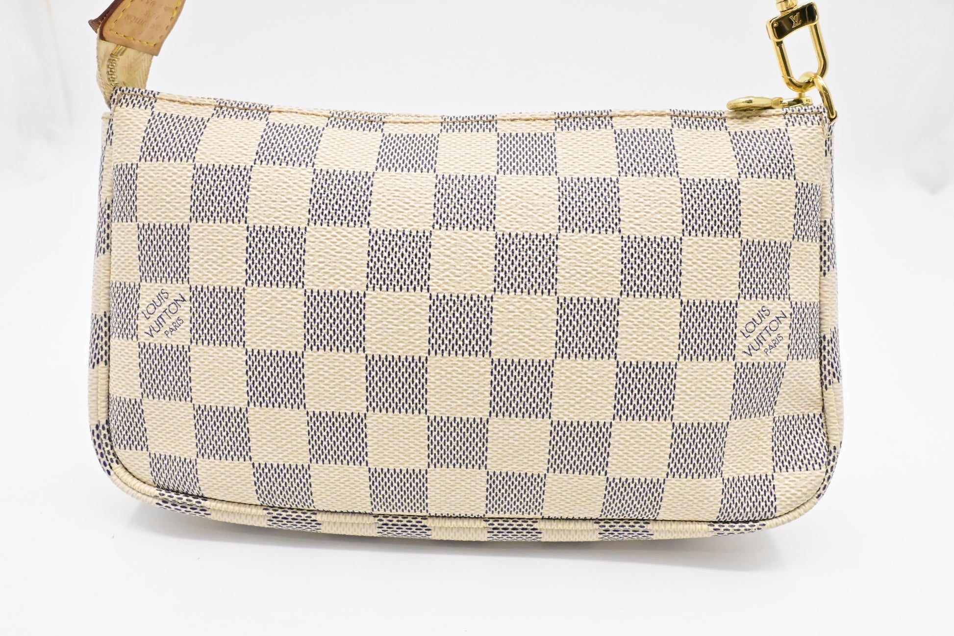 Louis Vuitton Pochette Accessoires in Damier Azur Canvas