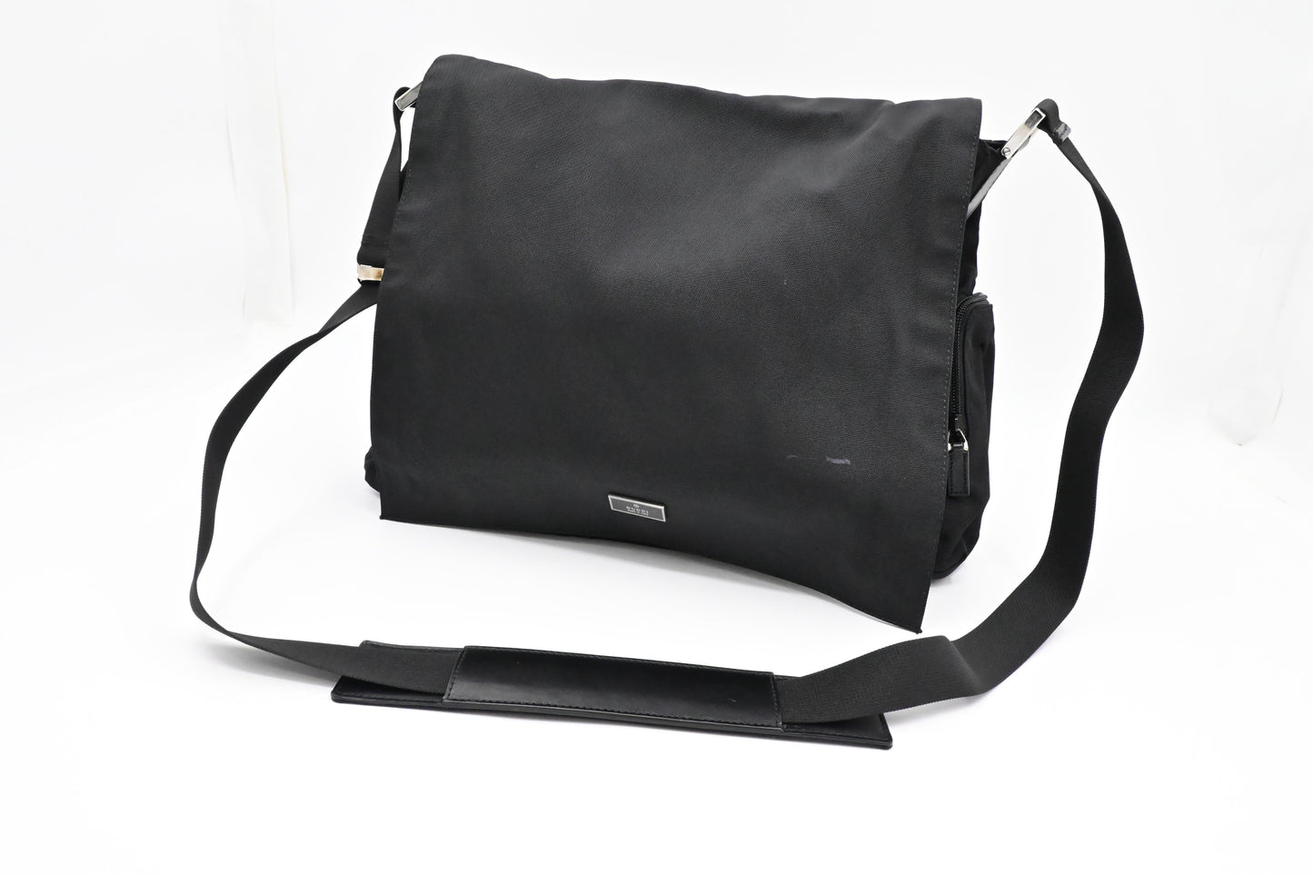 Gucci Messenger Bag in Black Canvas