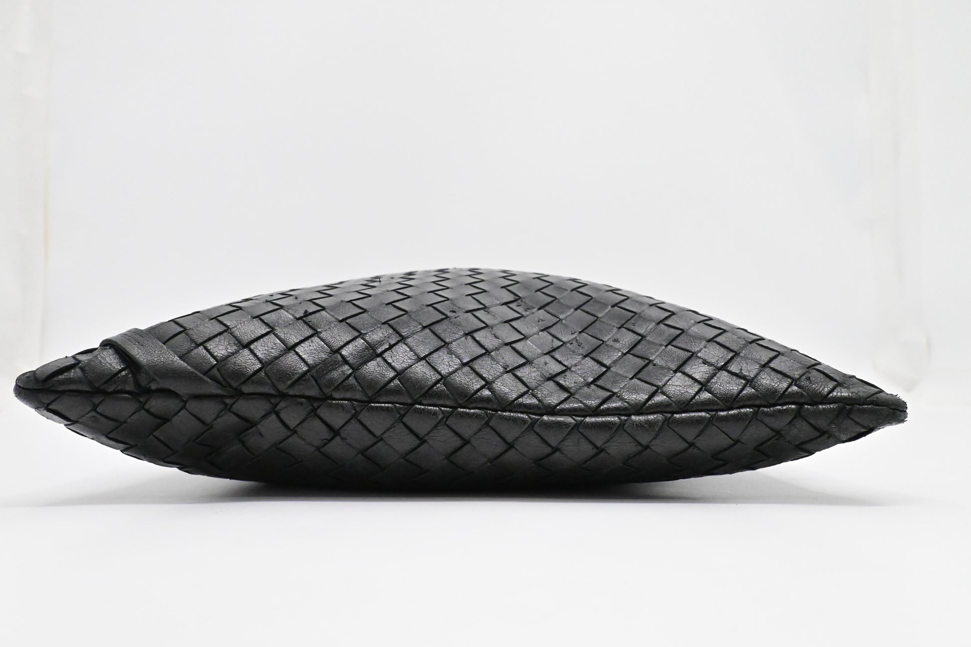Bottega Veneta Pouch in Black Intrecciato Leather