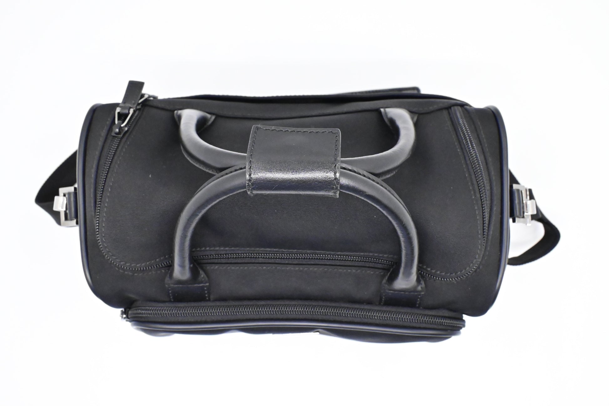 Gucci Cosmetic Shoulder Bag in Black Canvas