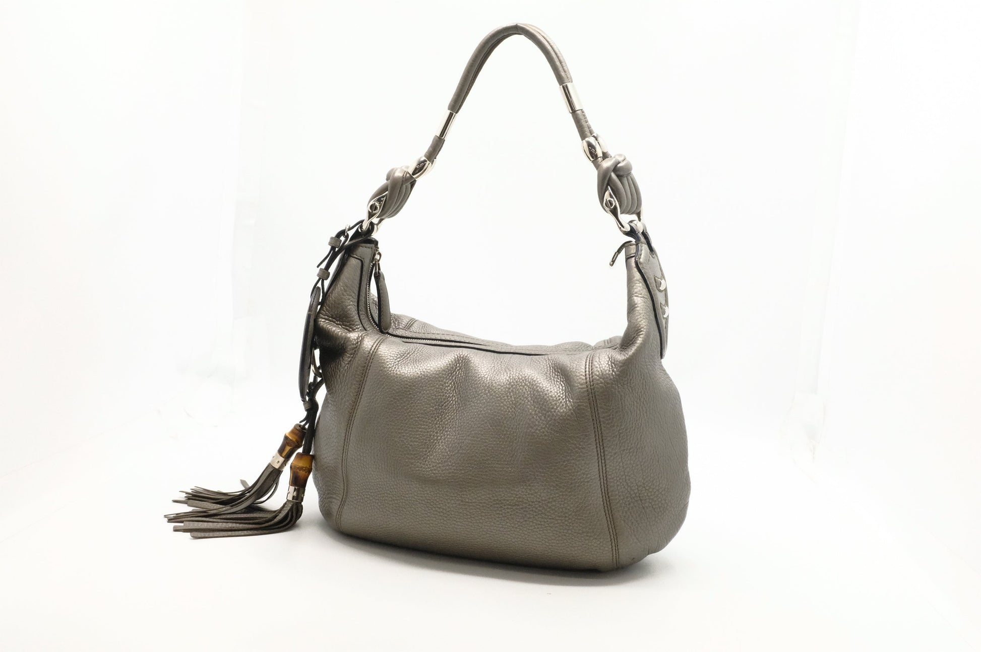 Gucci Techno Horsebit Hobo Bag in Silver Leather