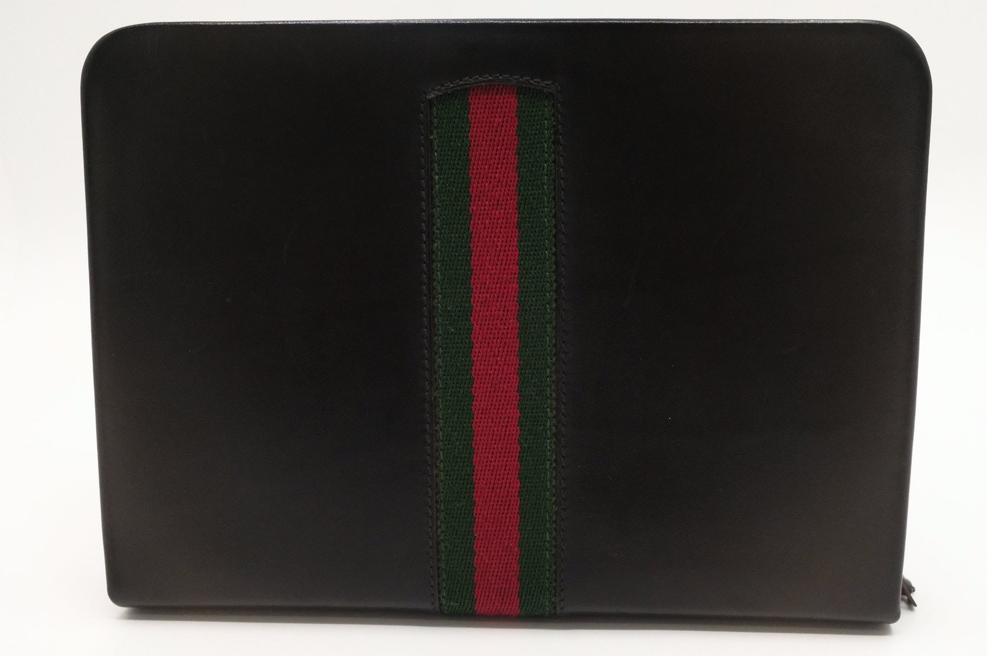 Gucci Zipped Clutch in Black Leather