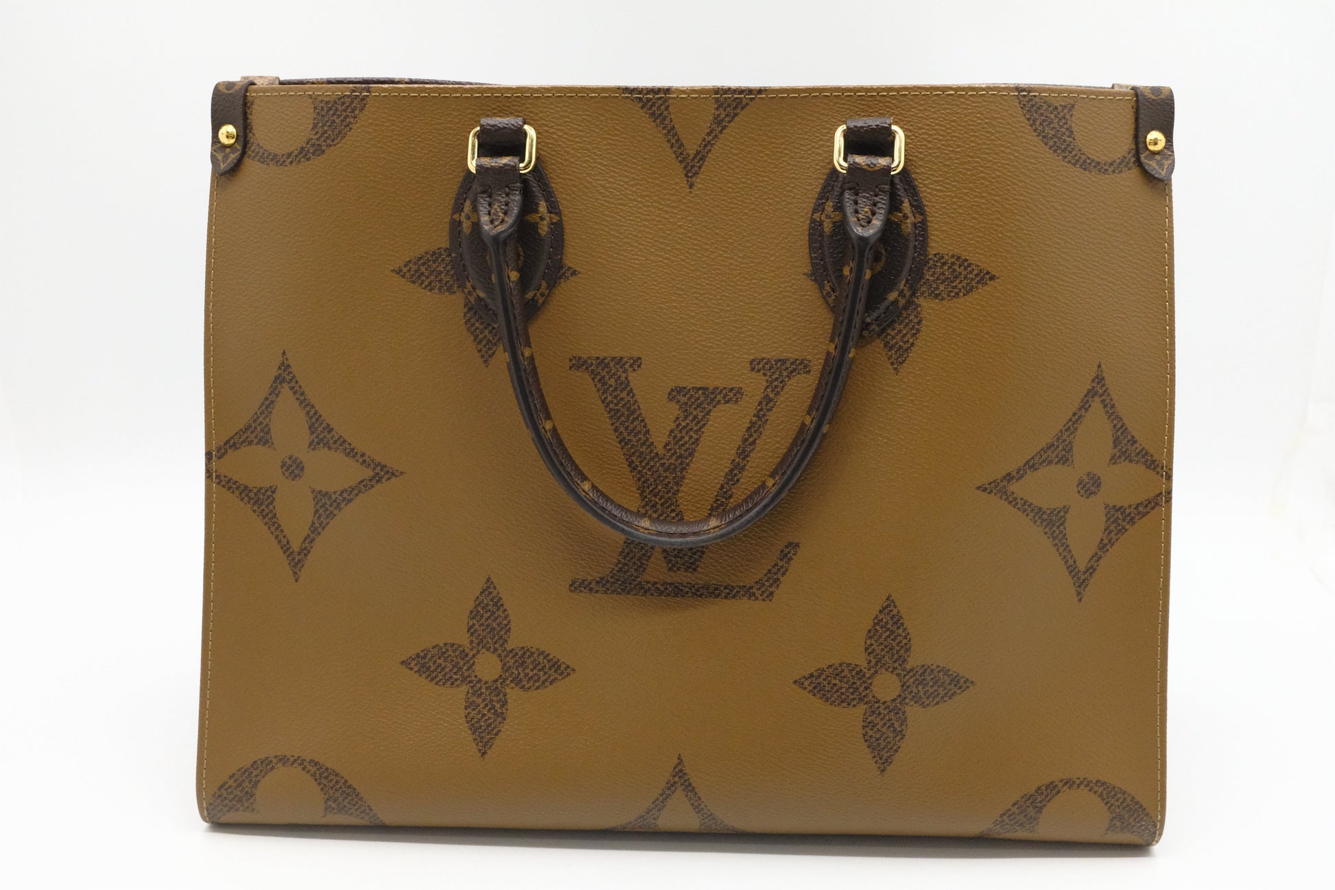 Louis Vuitton OnTheGo MM in Reverse Monogram Canvas