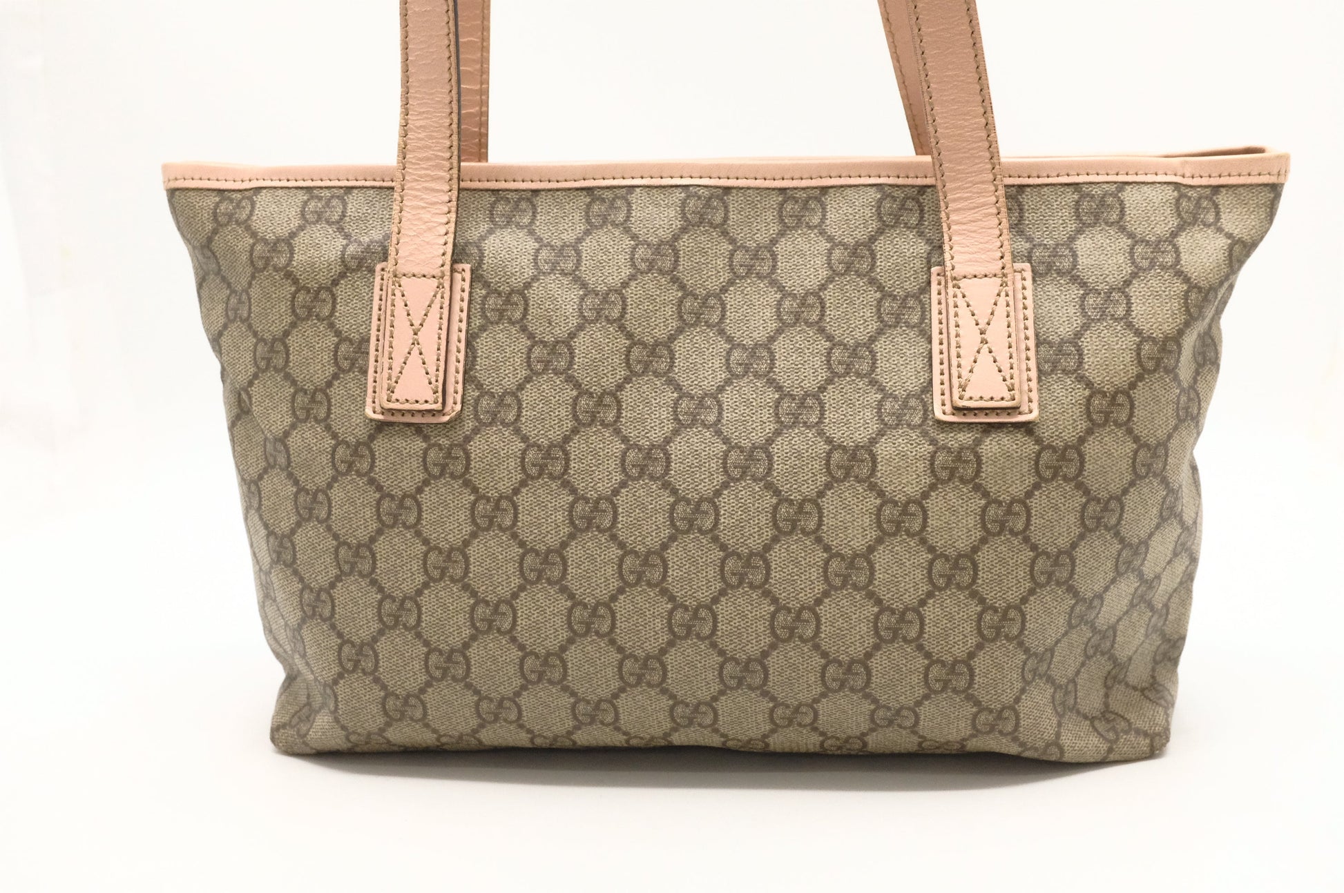 Gucci Zipped Tote in GG Supreme Canvas