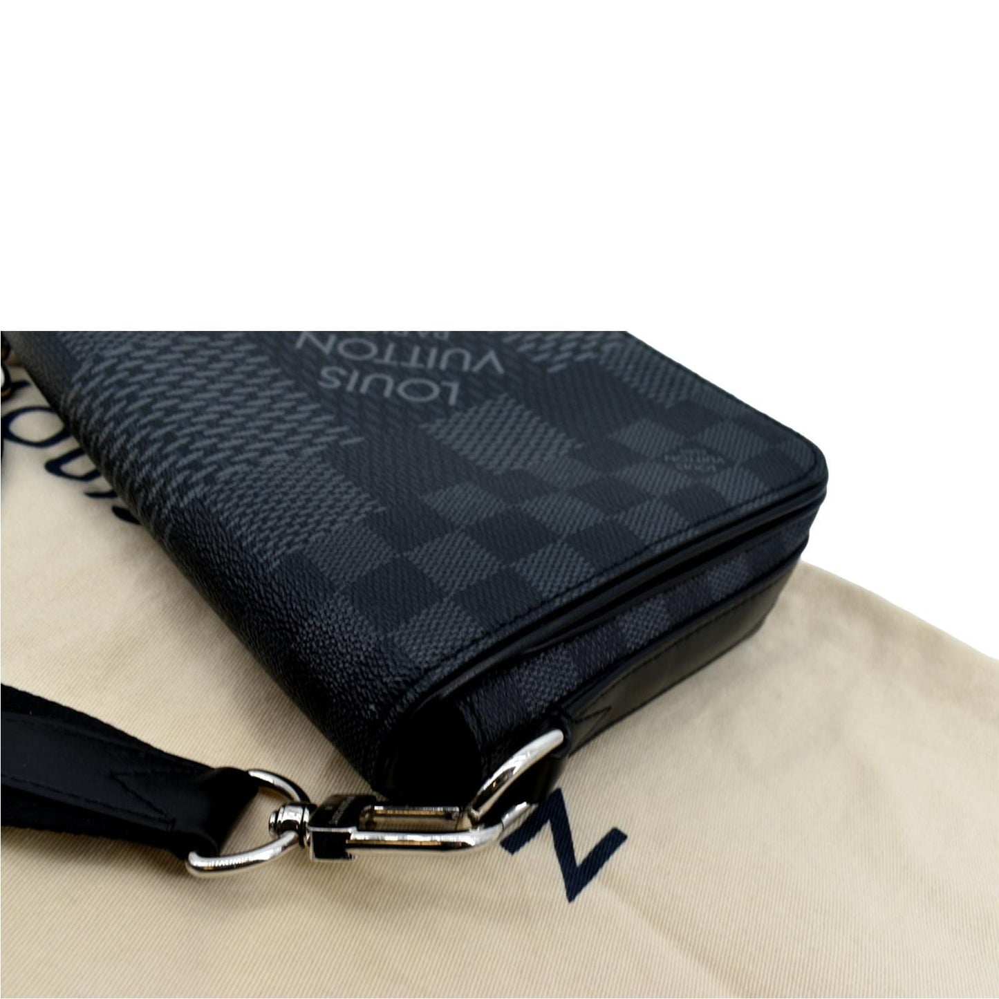 LOUIS VUITTON Studio Damier Graphite Messenger Bag Black