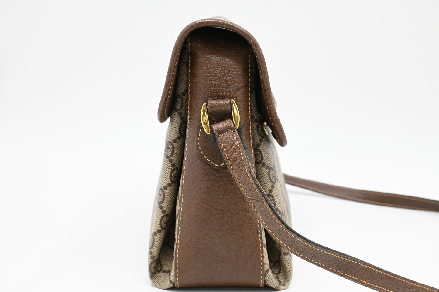 Gucci Crossbody in GG Supreme Canvas