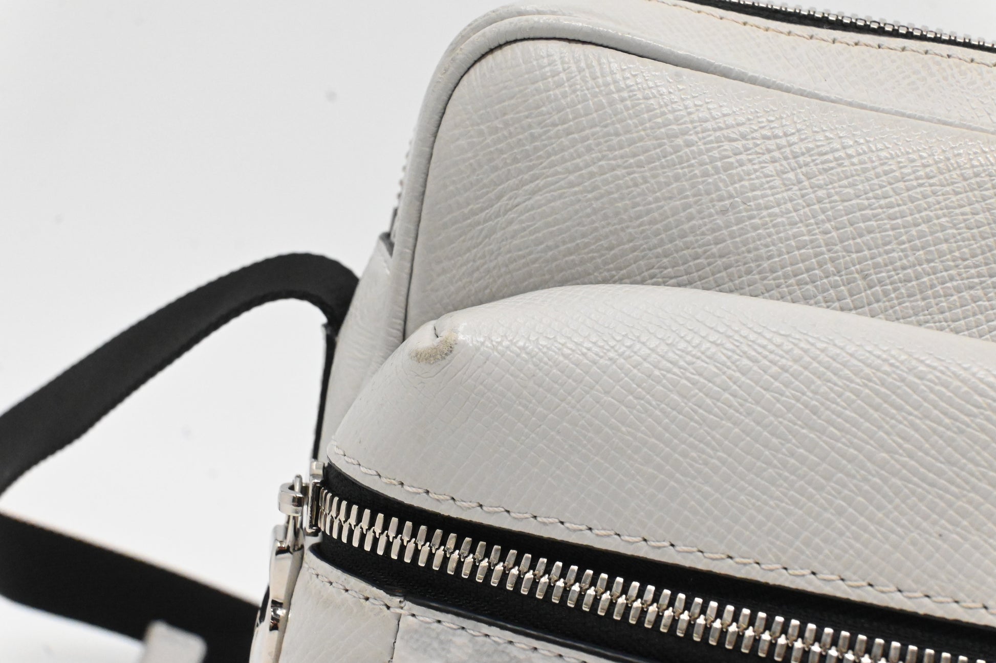 Louis Vuitton Outdoor Messenger Taigarama in Antarctica Monogram Canvas