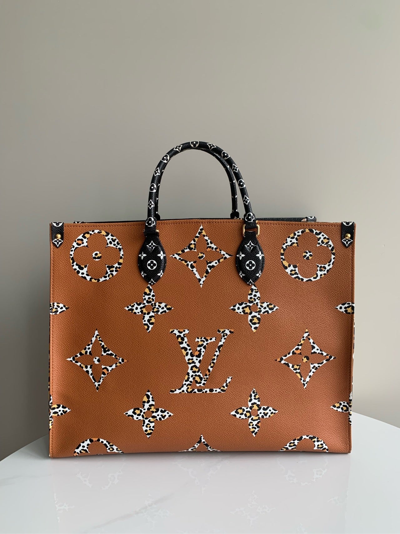 LOUIS VUITTONTote Bag