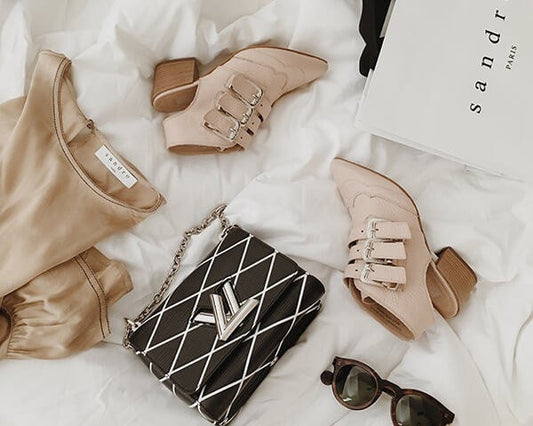 Louis Vuitton | Epi Leather Twist Series | PM Crossbody