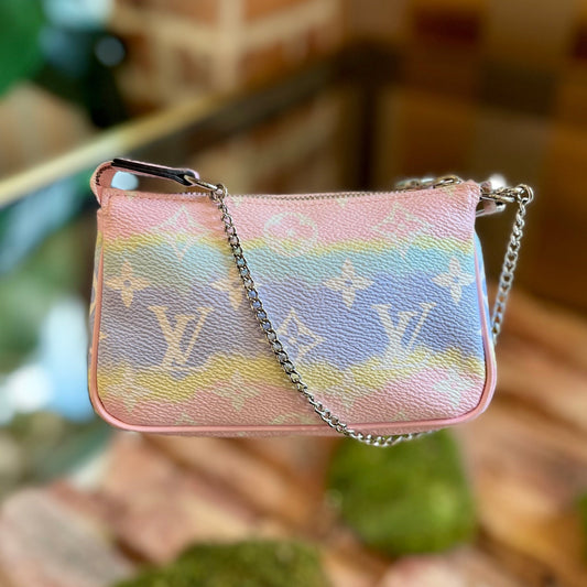 LOUIS VUITTON Pochette Accessories Mini Escale Pastel Crossbody