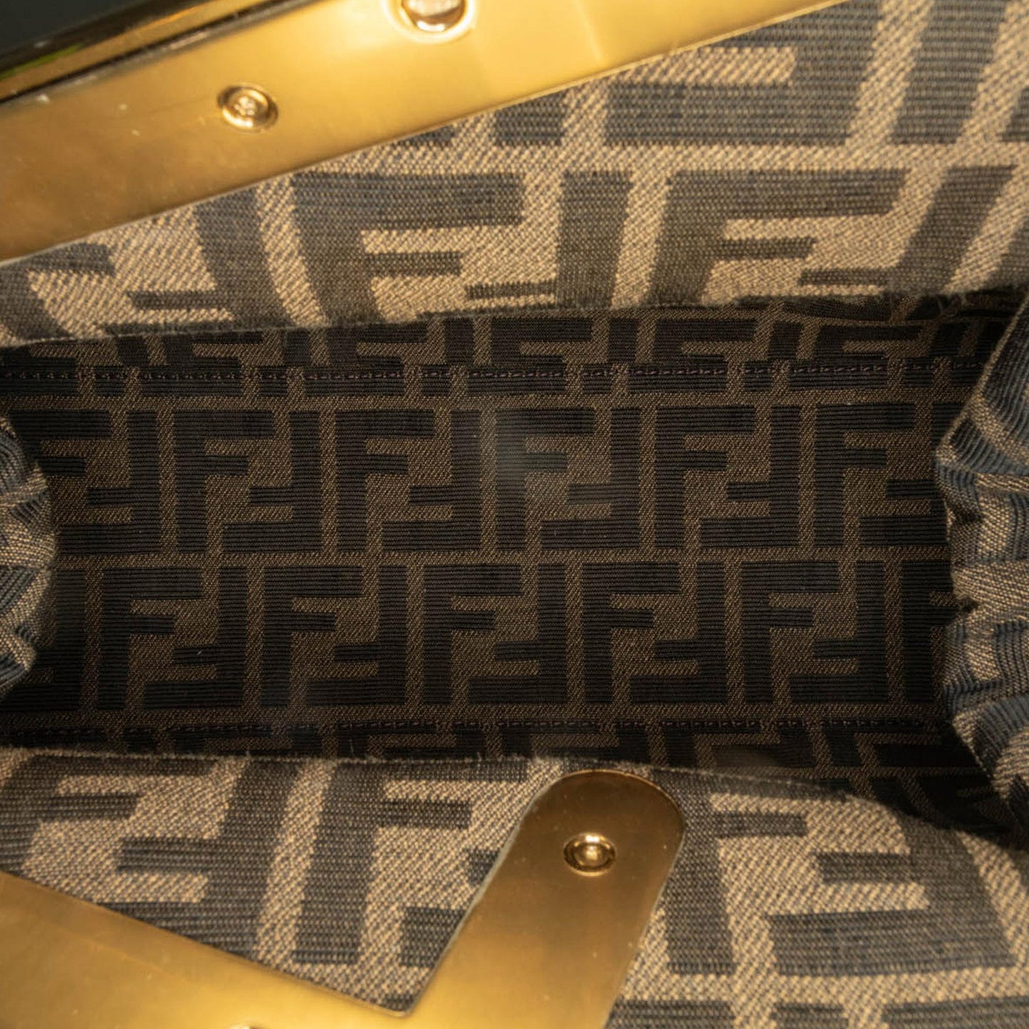Fendi Medium Nappa Fendi First Shoulder Bag (m9cYAI)