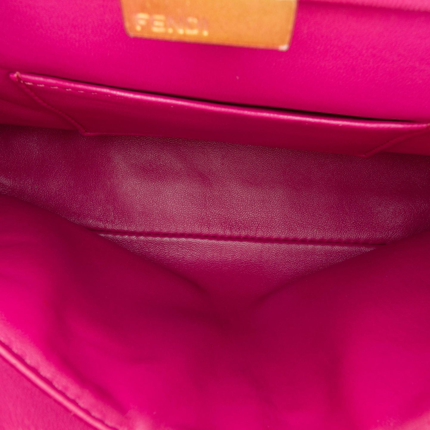 Fendi Mini Leather Iconic Peekaboo Satchel (BghCY6)