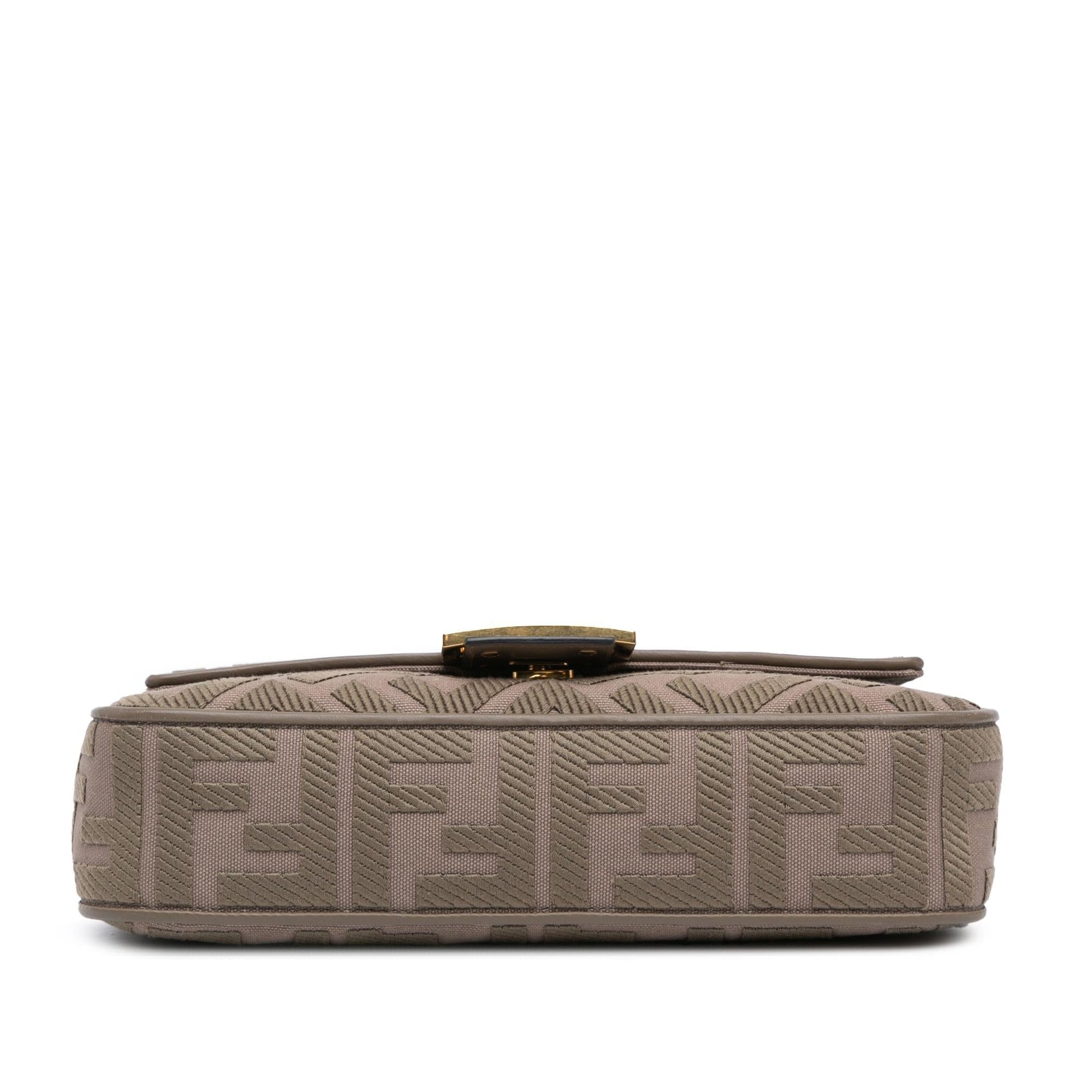 Fendi Large Zucca Embossed Leather Baguette Satchel (SHG-jLAnxb)