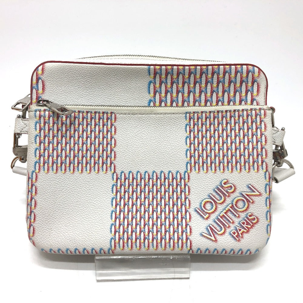 LOUIS VUITTON Shoulder Bag Damier Giant Canvas white damier giant spray Trio Messenger mens