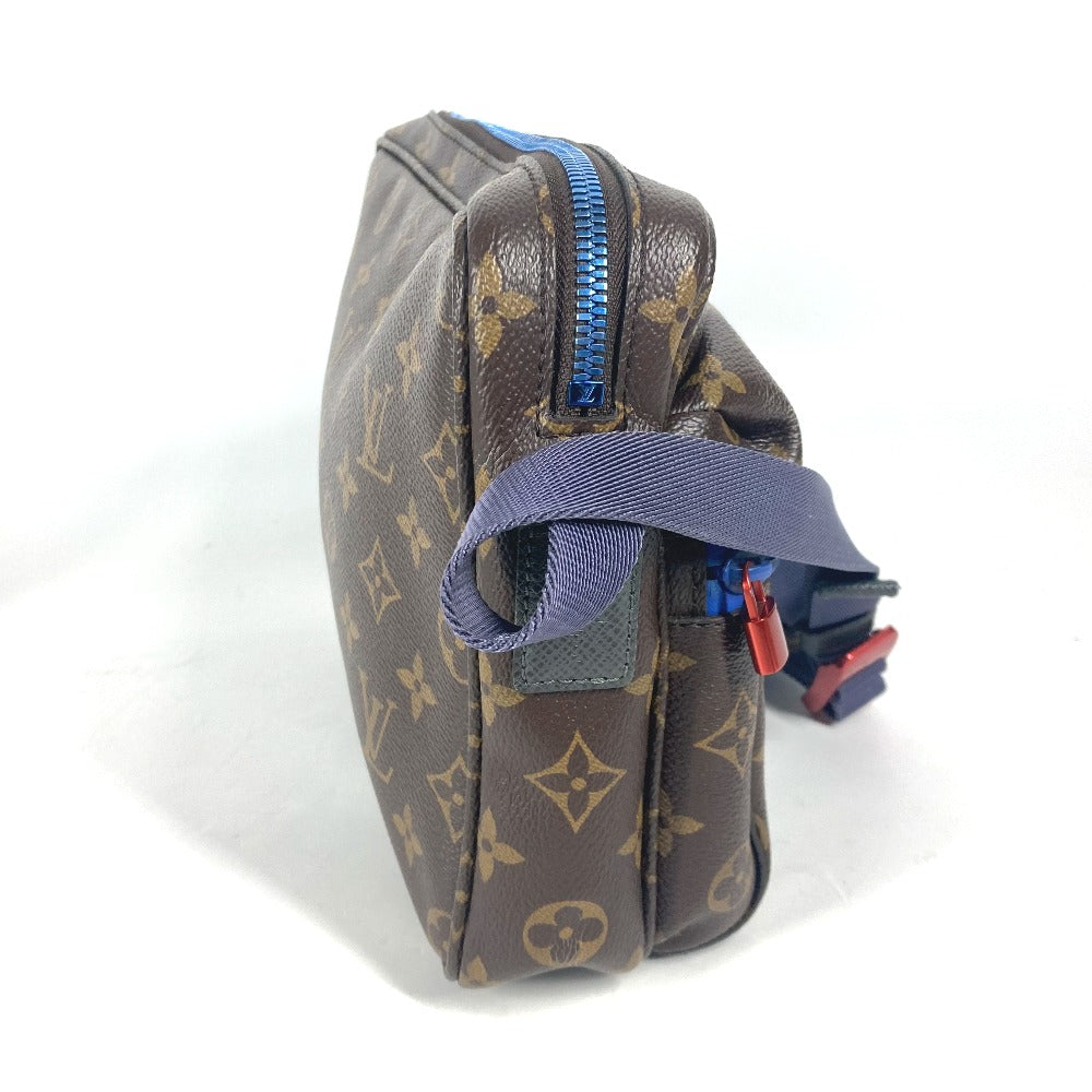 LOUIS VUITTON Shoulder Bag Monogram canvas Brown Monogram Messenger PM mens(Unisex)