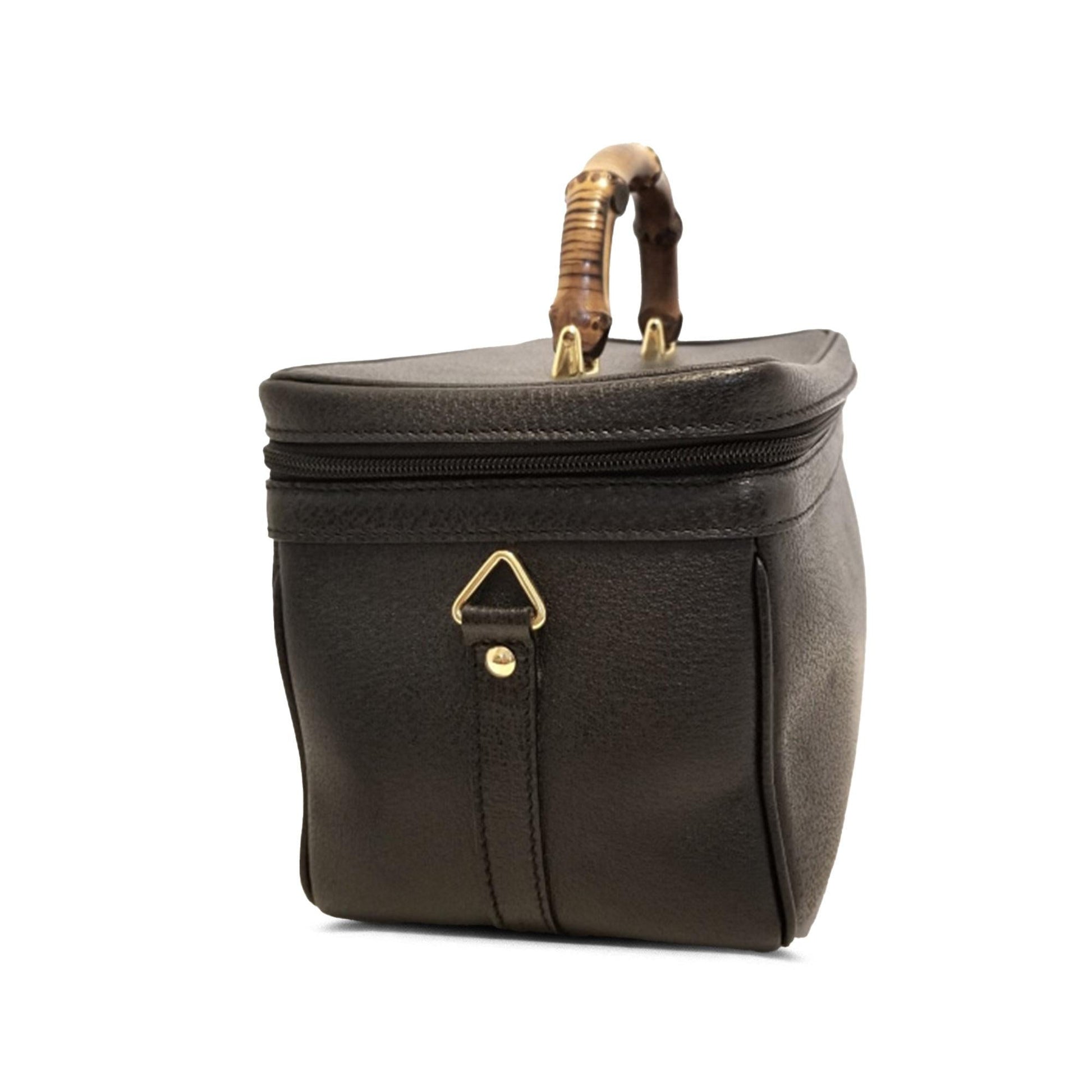 Gucci Bamboo Leather Vanity Bag (SHG-pwS0uj)