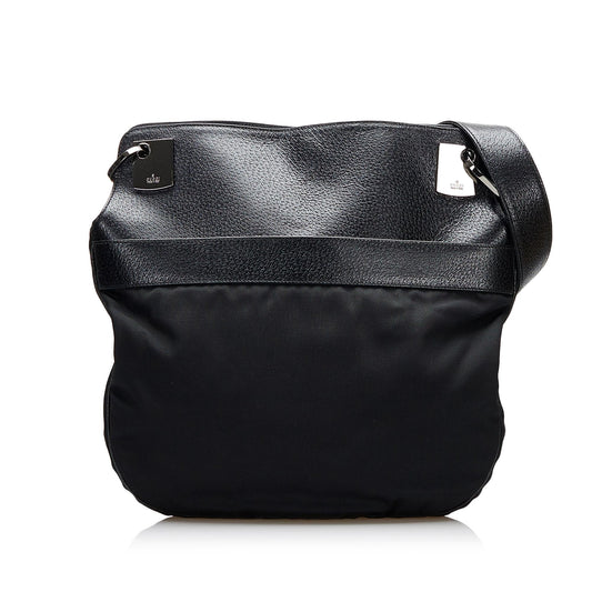 Gucci Canvas Shoulder Bag (SHG-AYY4CR)