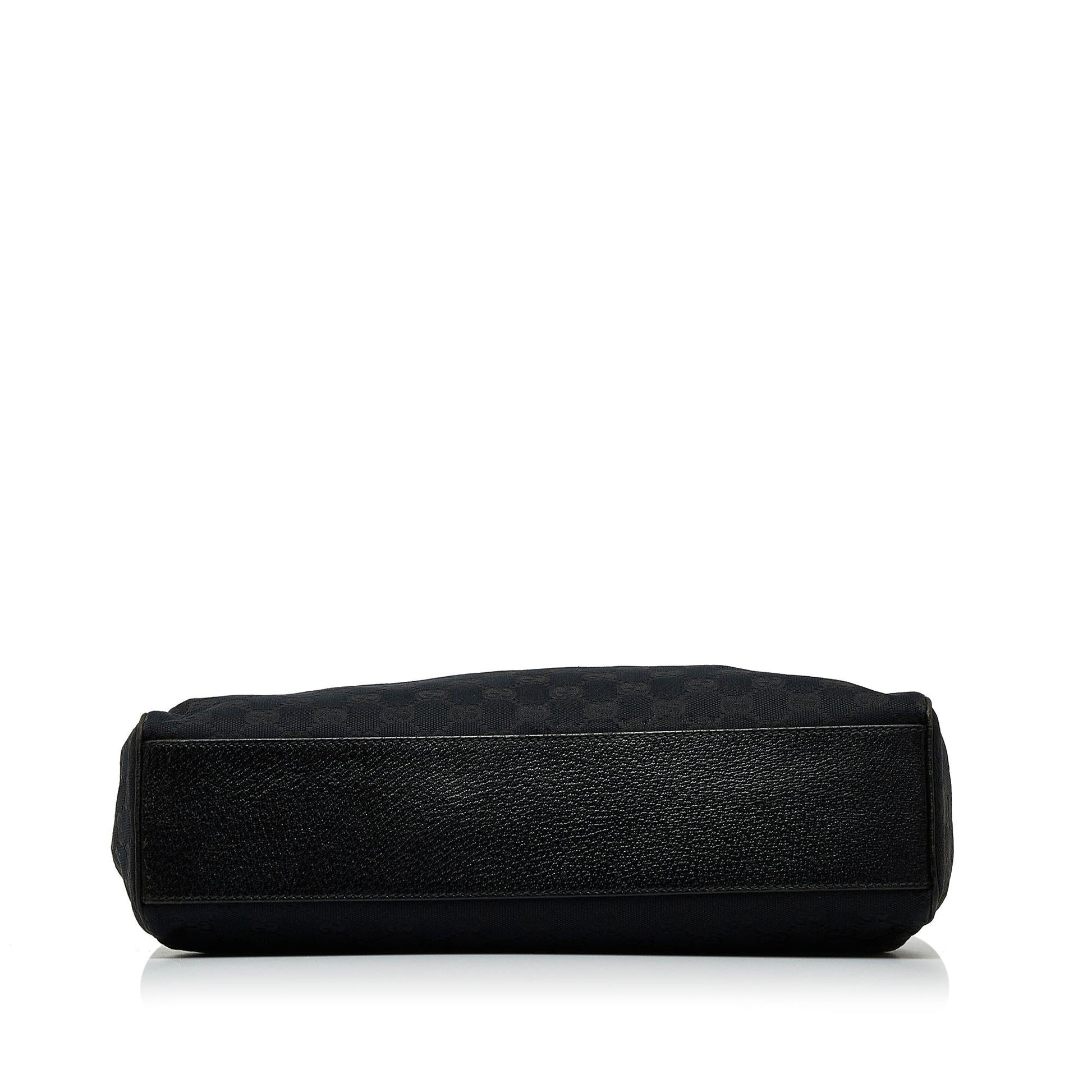 Gucci Charmy GG Canvas Shoulder Bag (SHG-26kHzx)