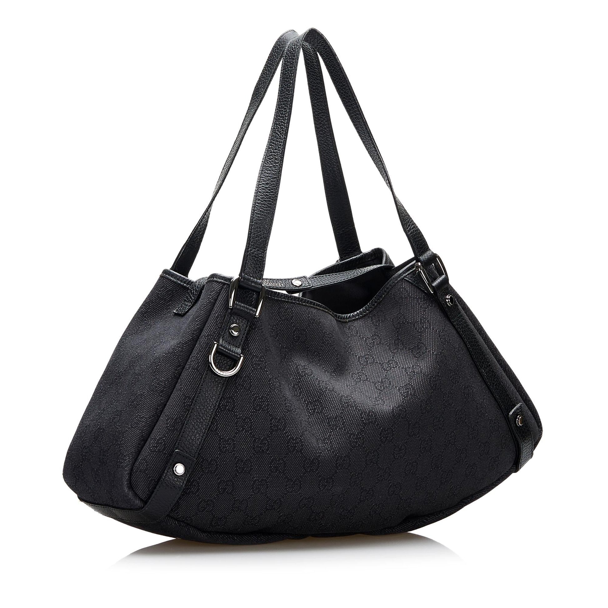 Gucci G Canvas Pelham Shoulder Bag (SHG-xAfaJw)