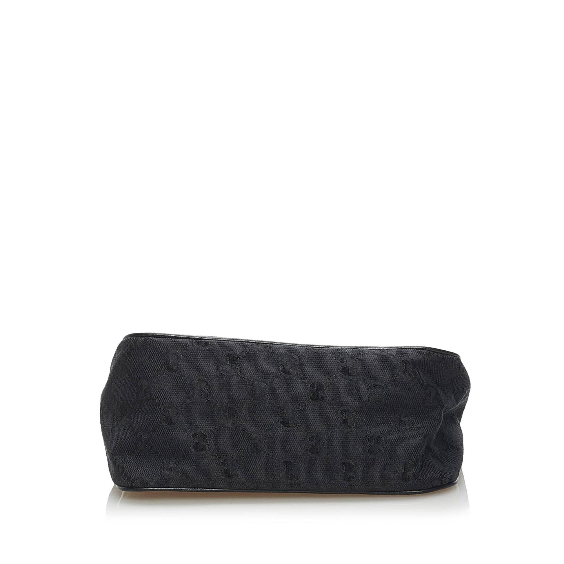 Gucci GG Canvas Baguette (SHG-34237)