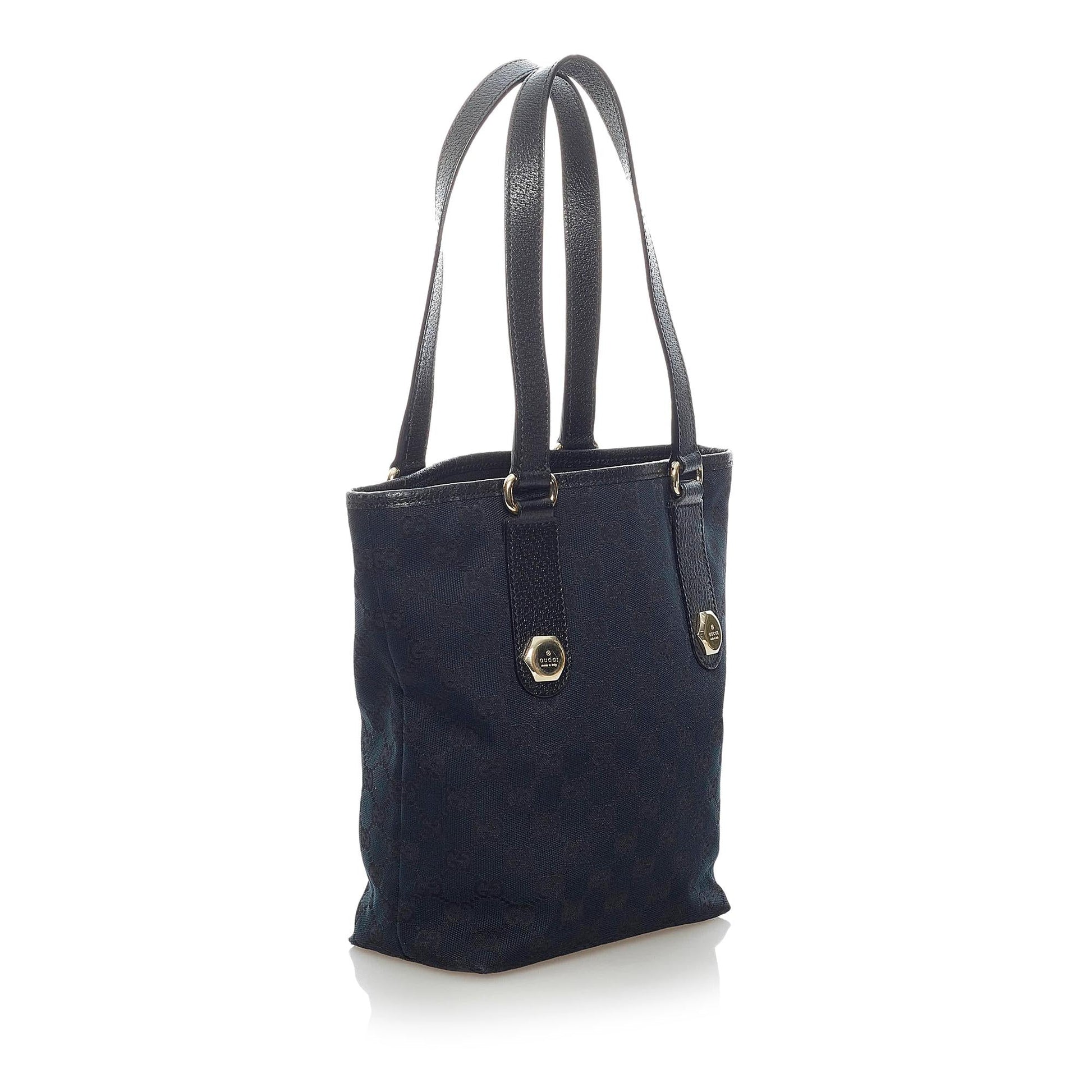Gucci GG Canvas Charmy Shoulder Bag (SHG-33665)