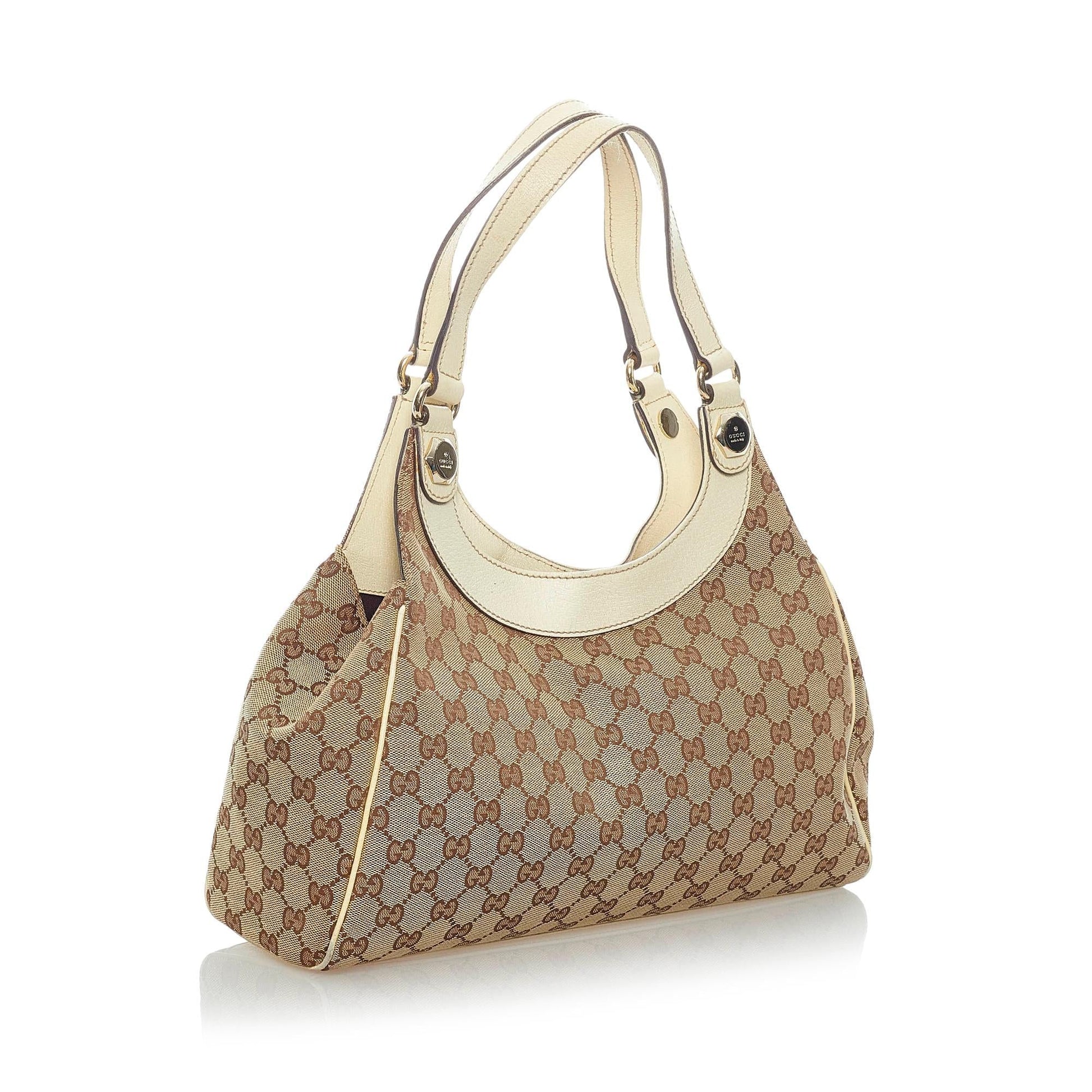 Gucci GG Canvas Charmy Shoulder Bag (SHG-36151)