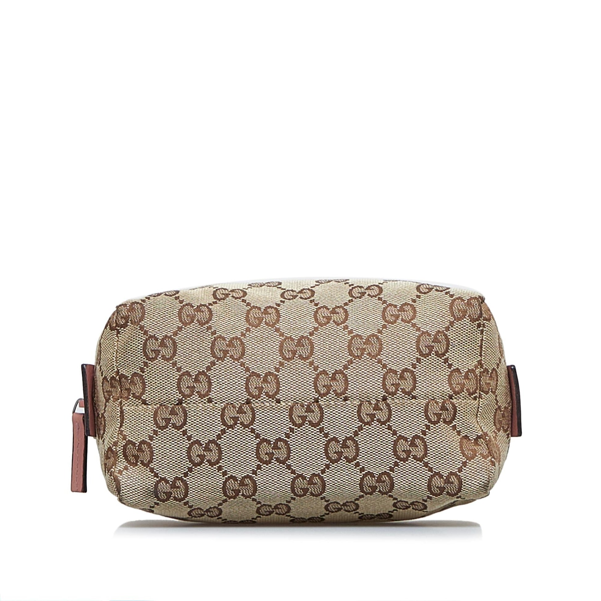 Gucci GG Canvas Cosmetic Pouch (SHG-naEElv)