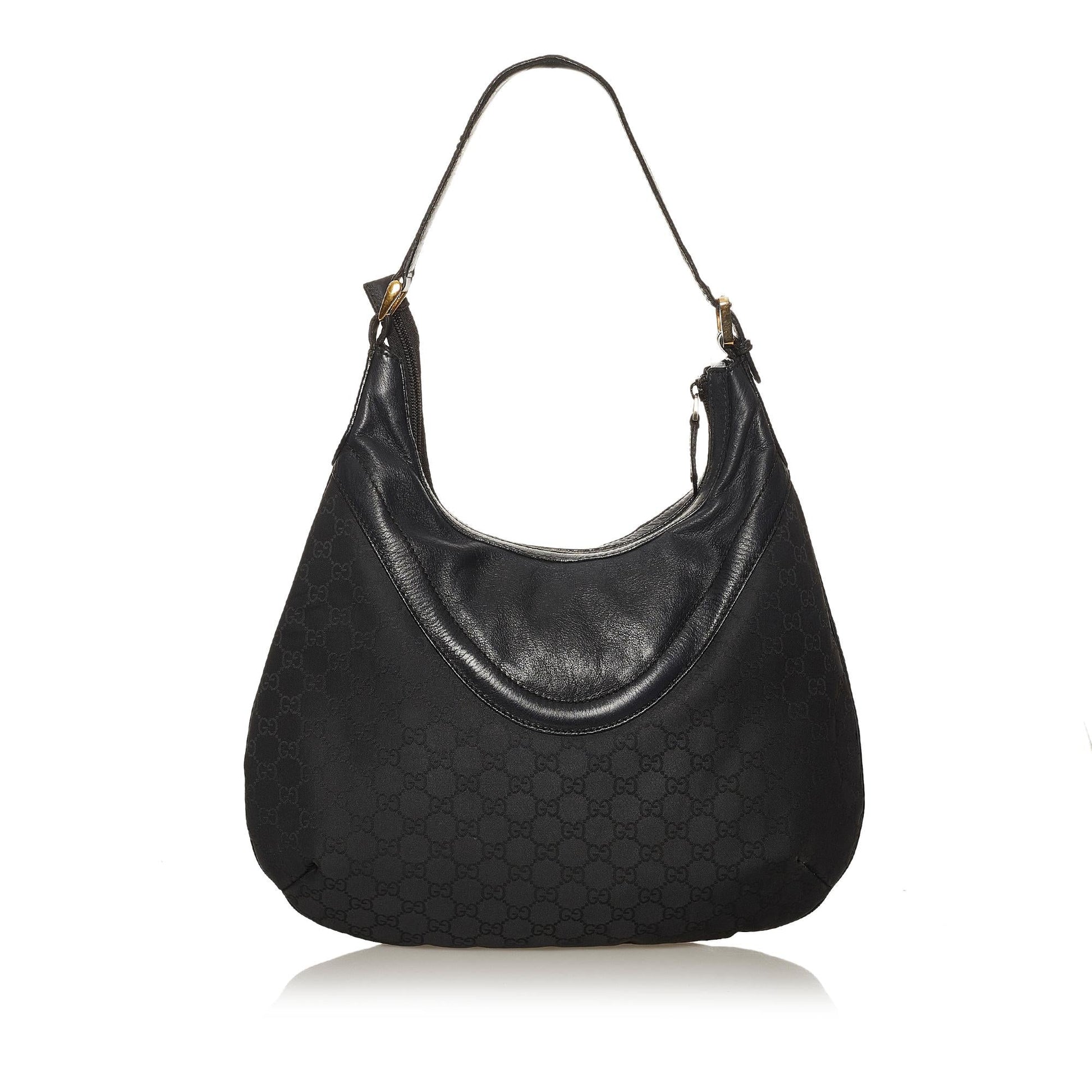 Gucci Canvas Shoulder Bag Style 31