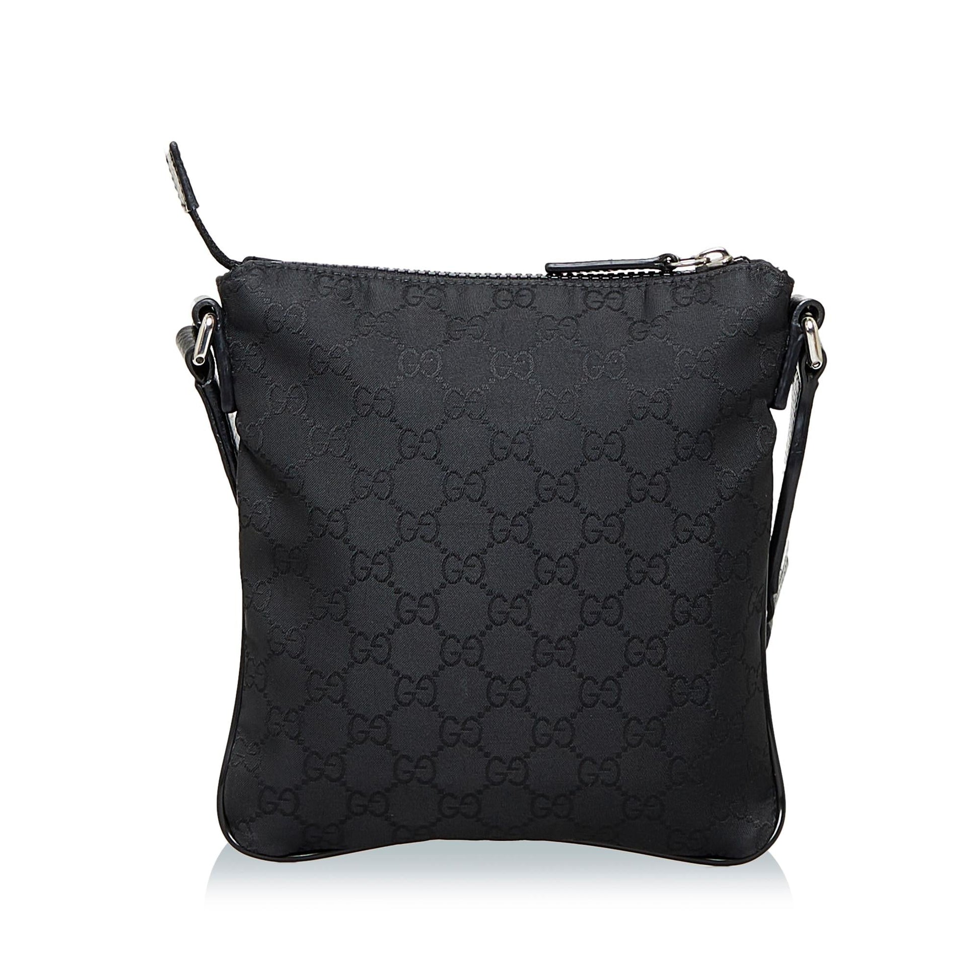 Gucci GG Canvas Crossbody (SHG-zpvXgM)