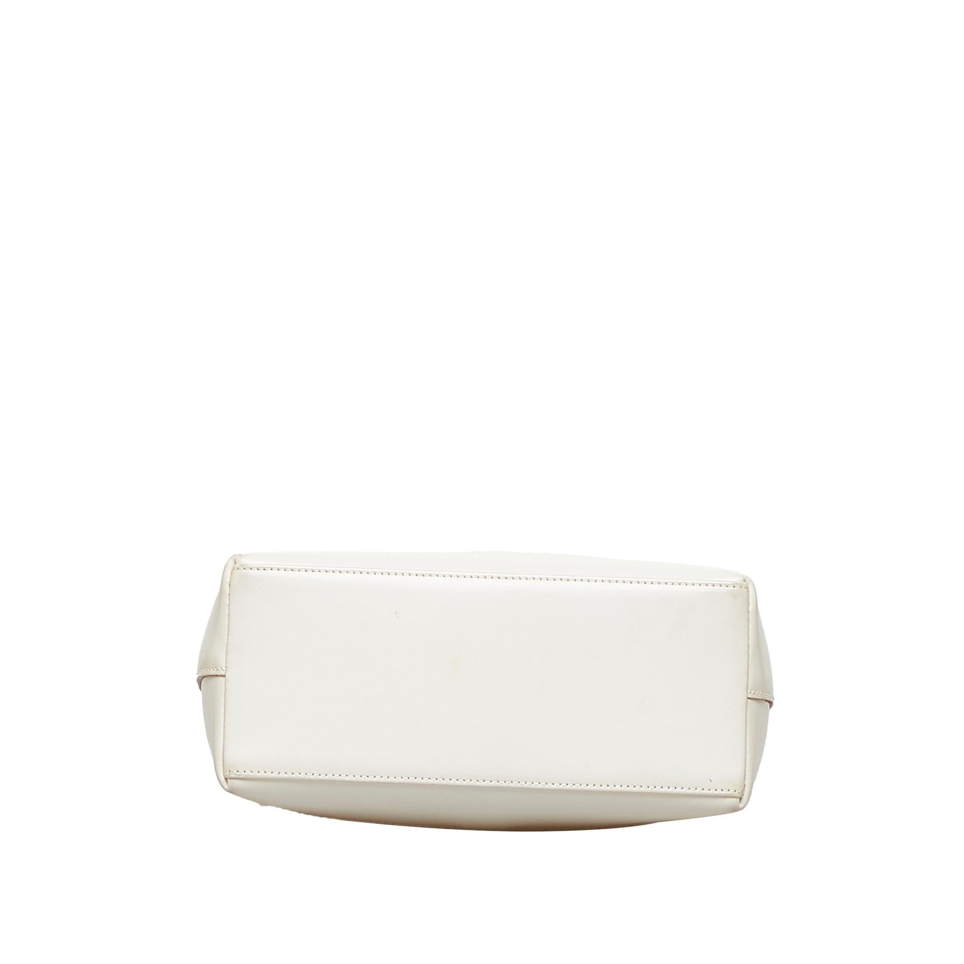 Gucci GG Canvas Jackie Shoulder Bag (SHG-fF6PUC)