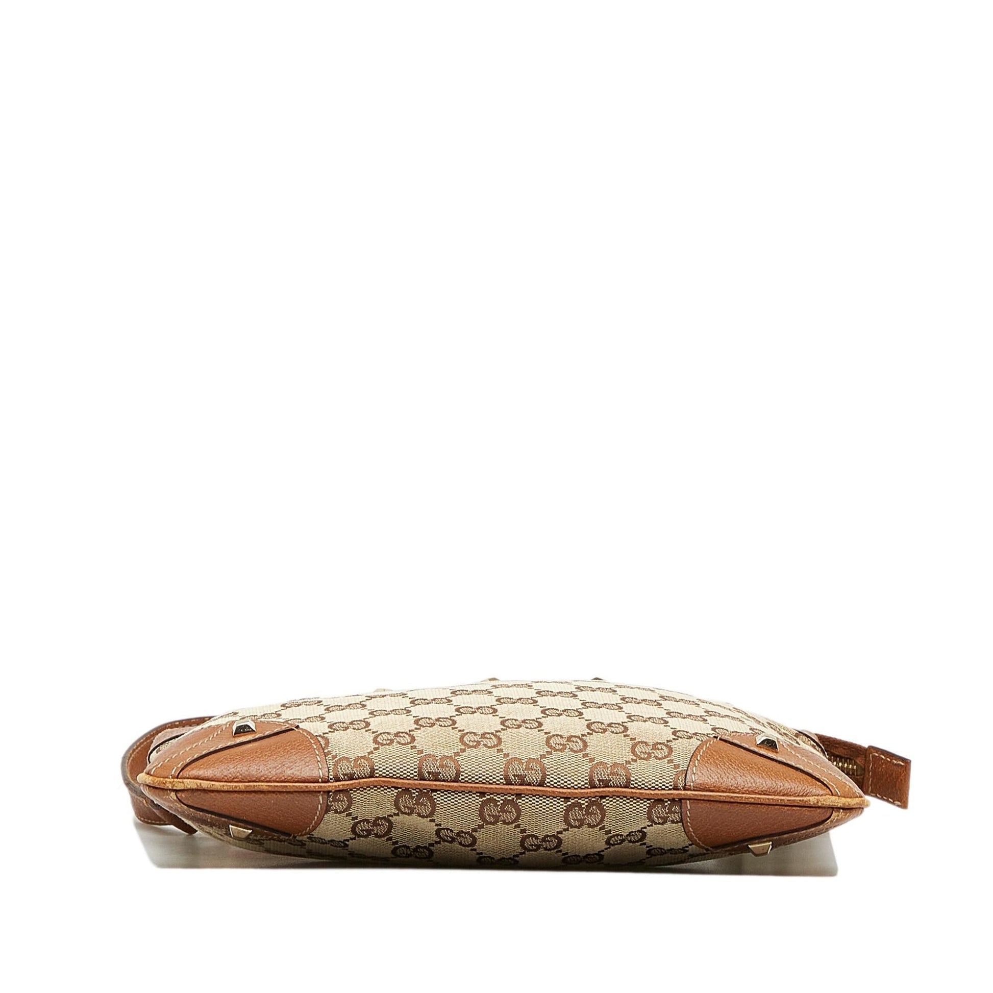 Gucci GG Canvas Nailhead Crossbody (SHG-Mehcnj)