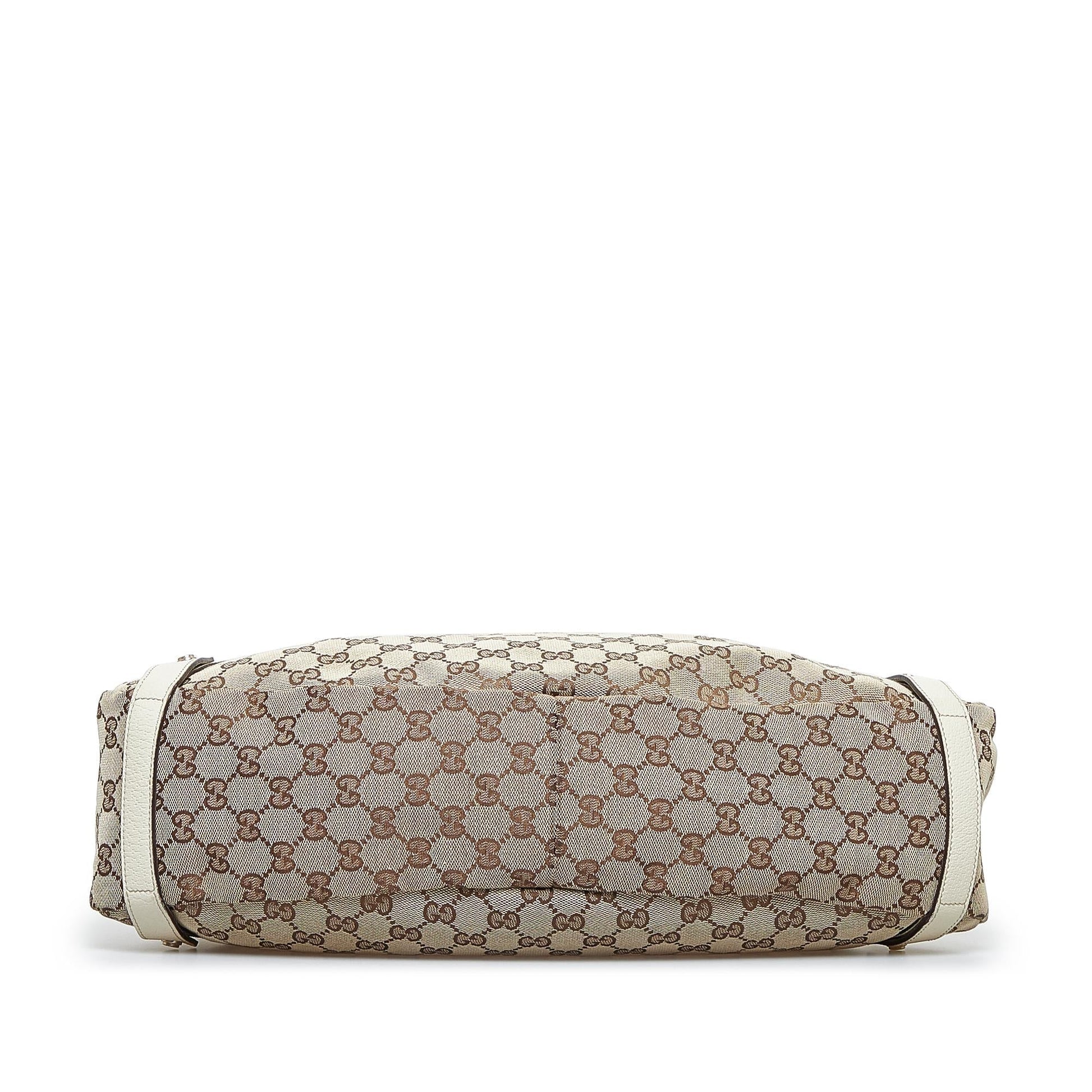 Gucci GG Canvas Pelham Shoulder Bag (SHG-Cm5oMZ)